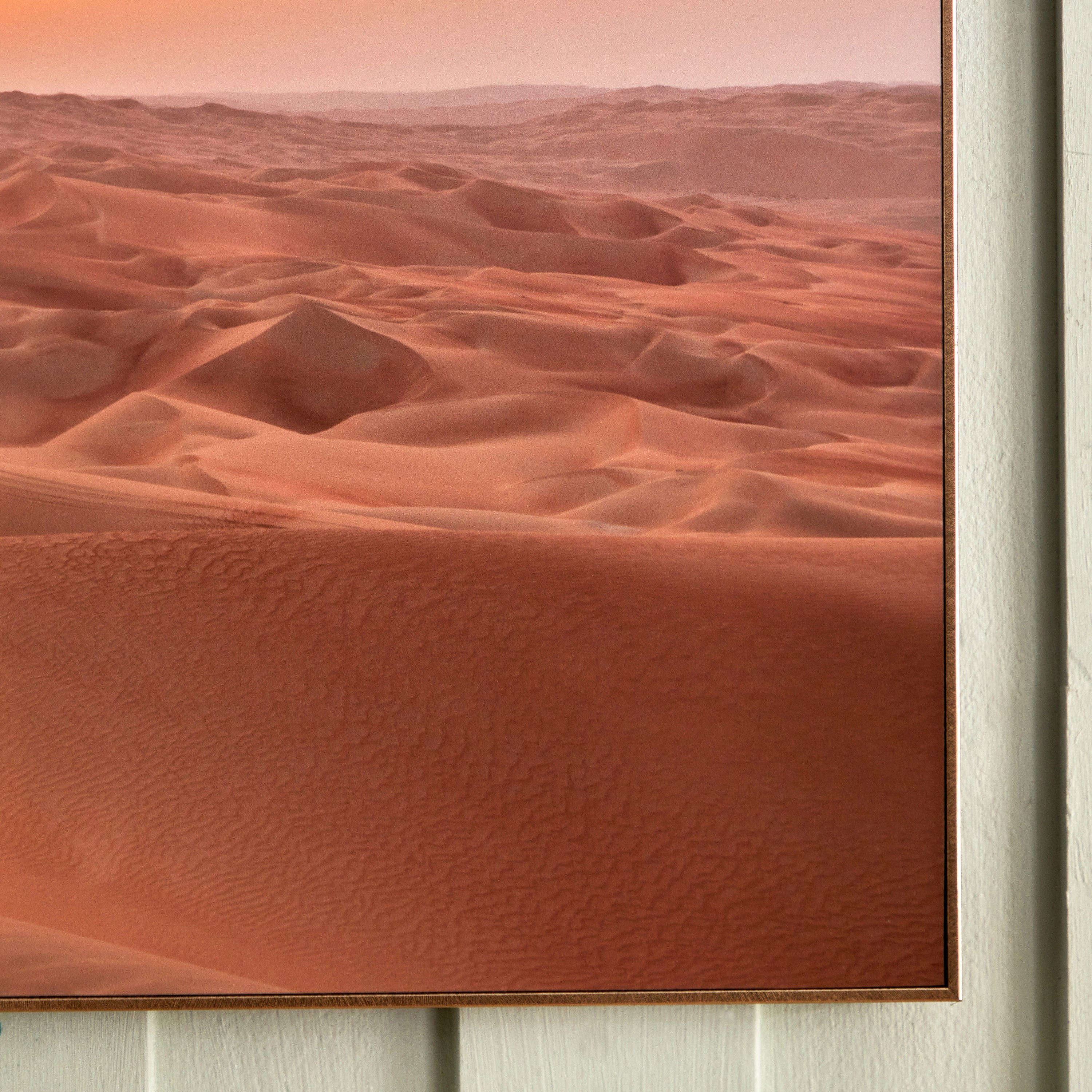 لوحة مؤطرة بتصميم شروق الشمس في الصحراء من هامبتون- 50x70x2.5 سم-hbxhomeware-hbxdecorandfurnishings-image-3