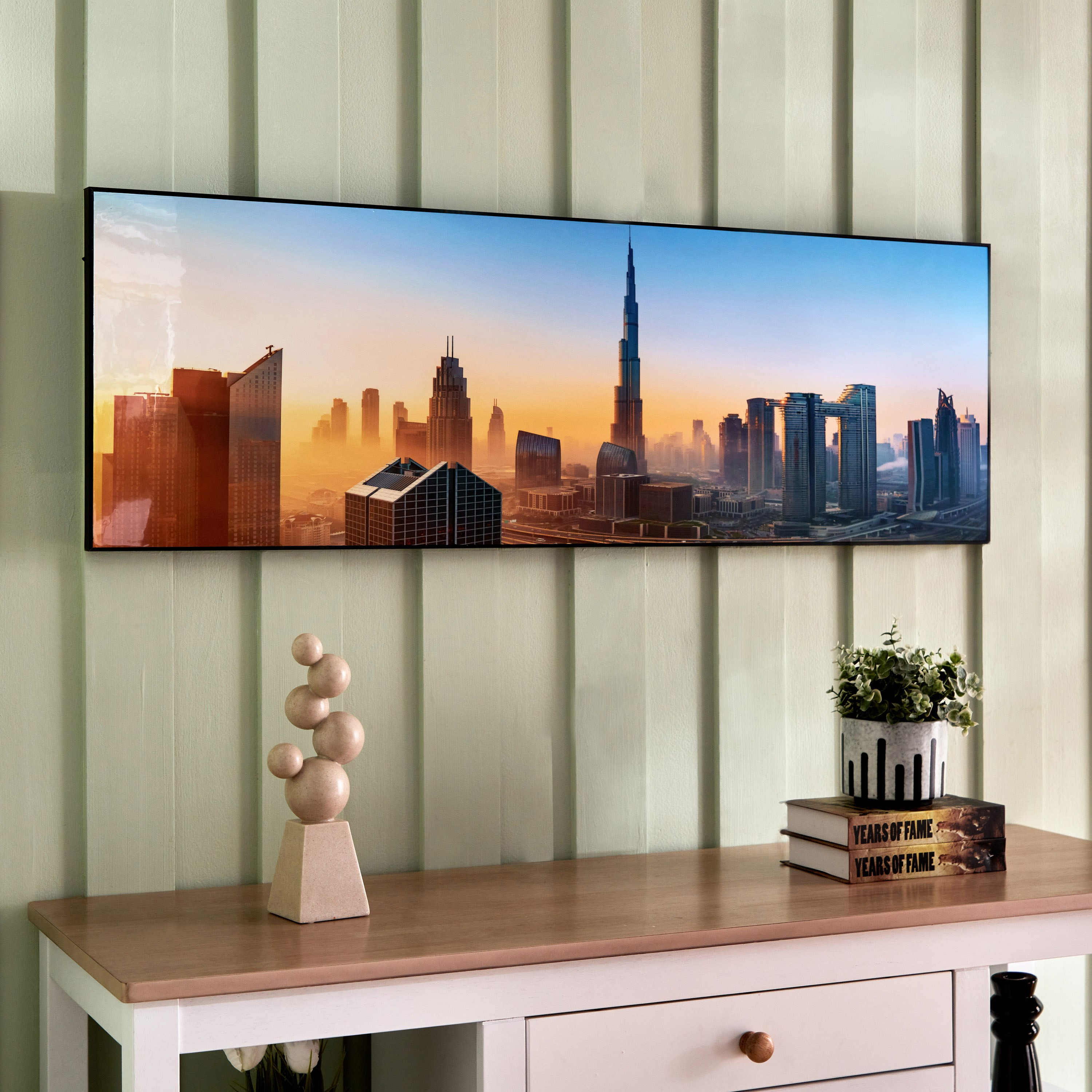 لوحة مؤطرة دبي سكاي لاين من هامبتون - 40x120x2.5 سم-hbxhomeware-hbxdecorandfurnishings-image-1