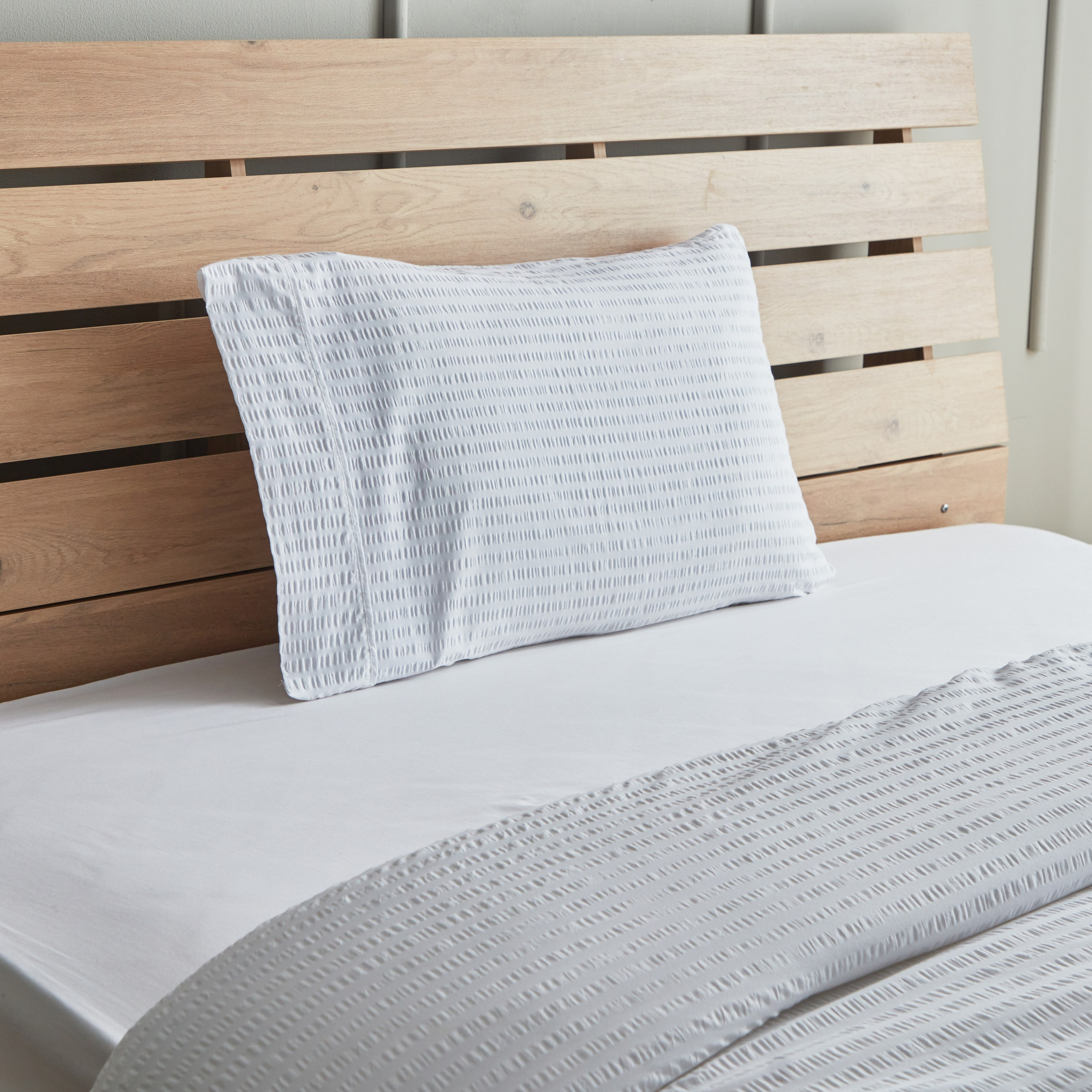 Whimsy 2-Piece Cotton Seersucker Twin Comforter Set - 150x220 cm-hbxhomeware-hbxdecorandfurnishings-image-3