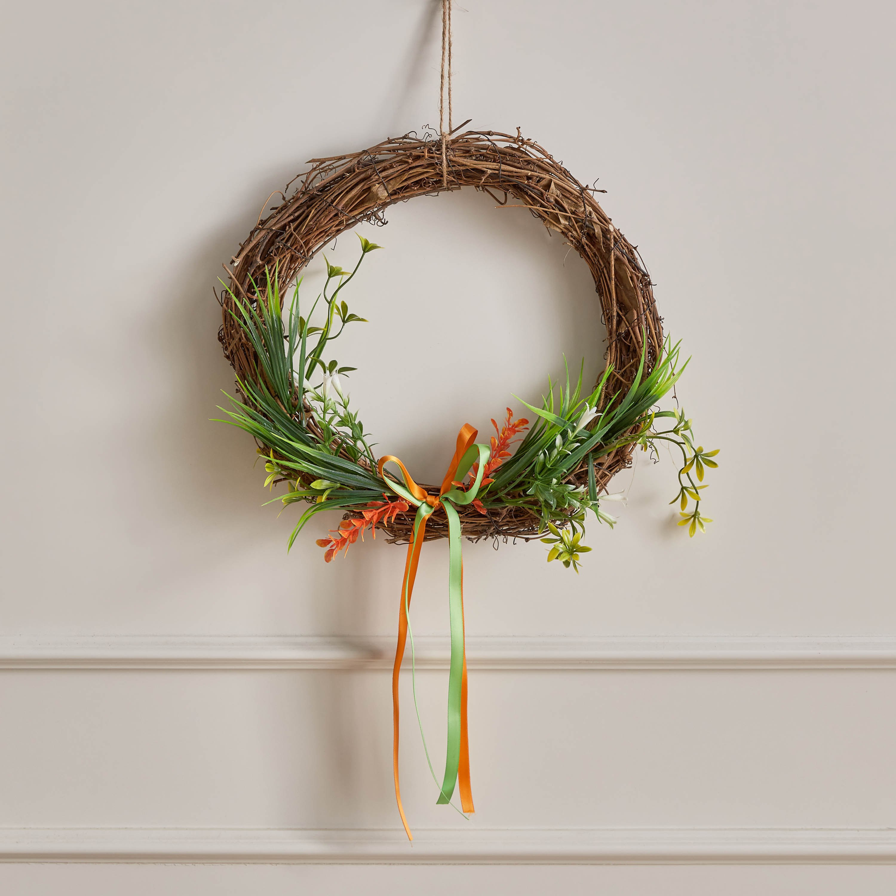إكليل ديكور راتان من ترينت - 30x30x5 سم-hbxdecorandfurnishings-homeaccessories-artificialflowersandplants-image-2