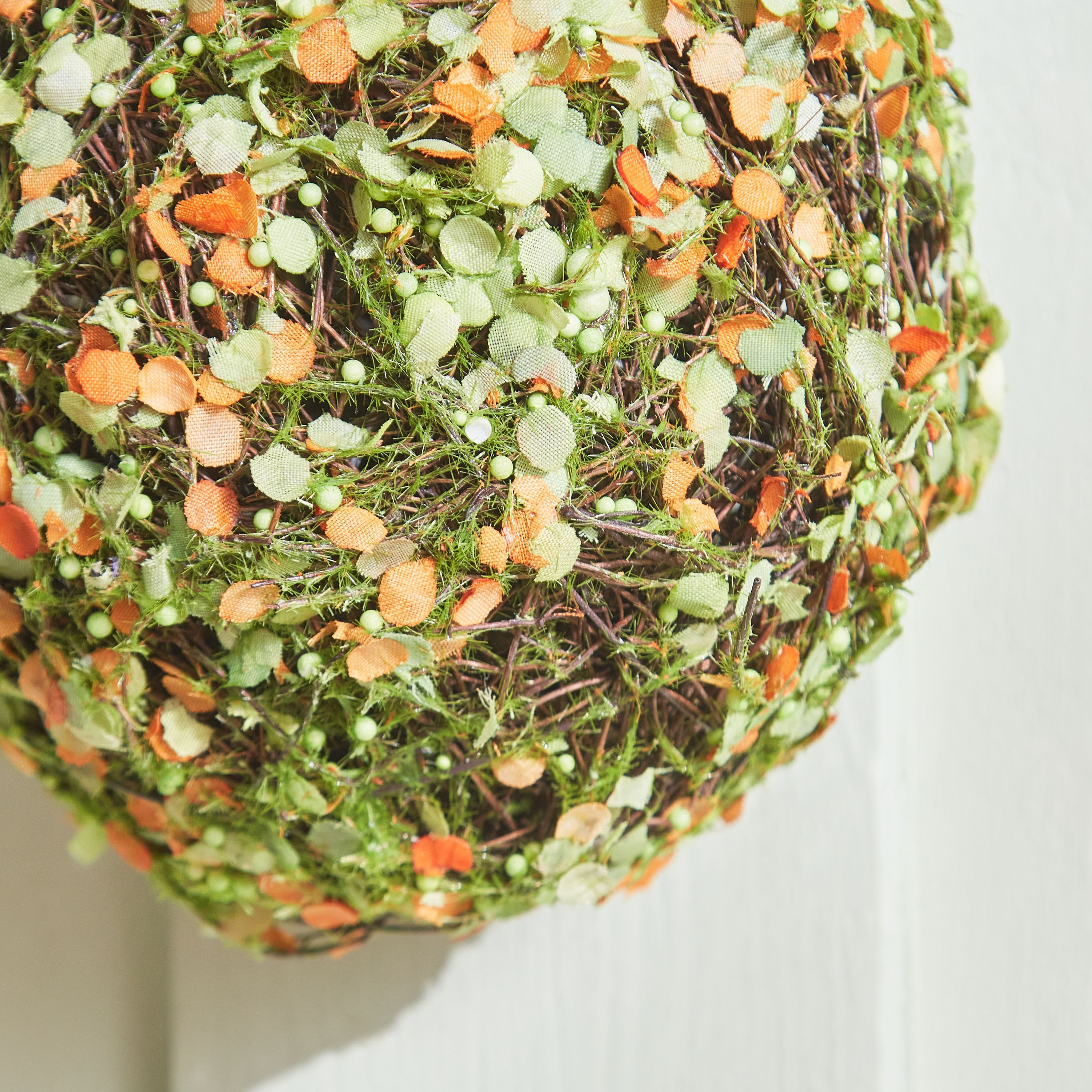 كرة زينة روطان من ترينت - 15x15x15 سم-hbxdecorandfurnishings-homeaccessories-artificialflowersandplants-image-3