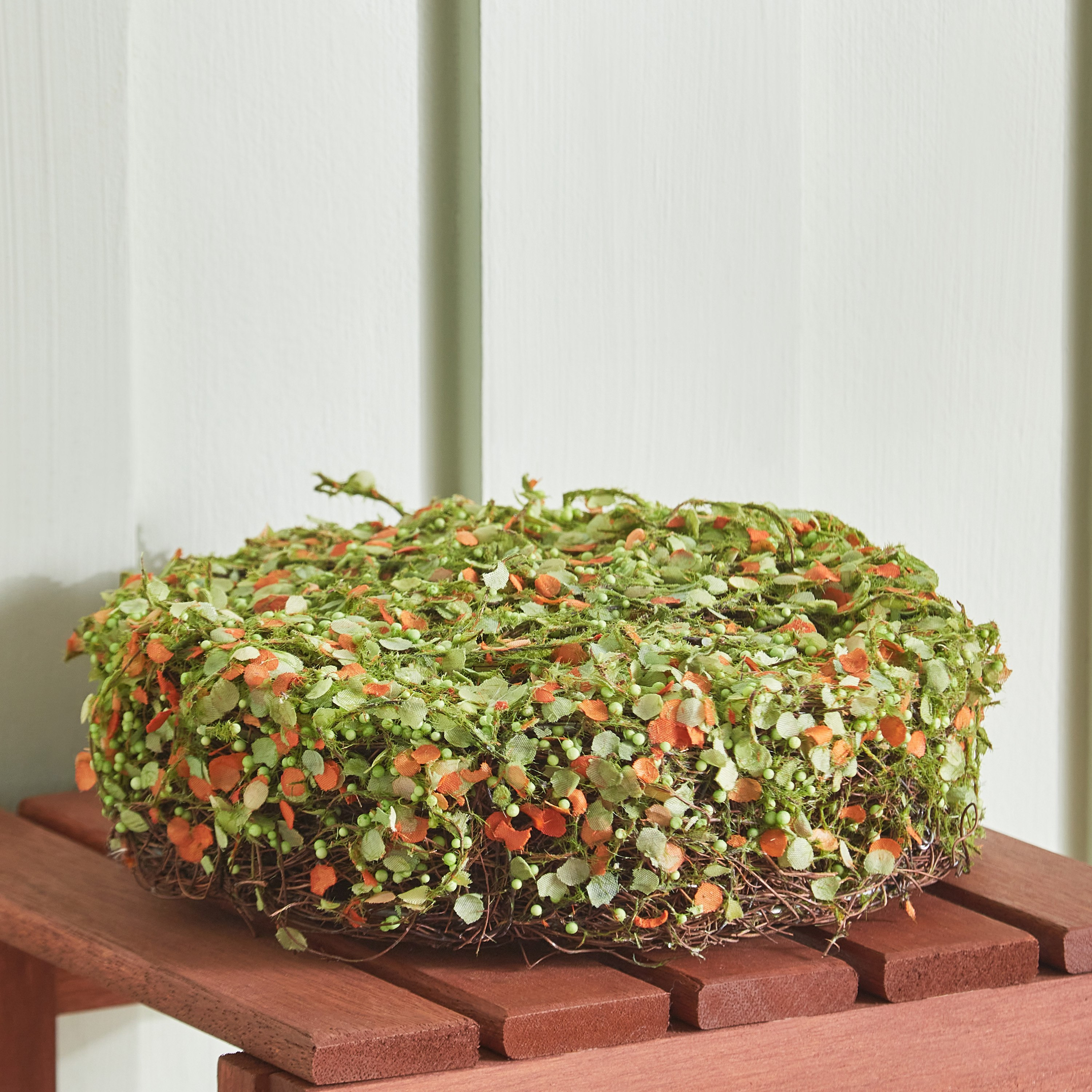 Trent Round Decorative Table Moss - 22x22x7 cm-hbxdecorandfurnishings-homeaccessories-artificialflowersandplants-image-1
