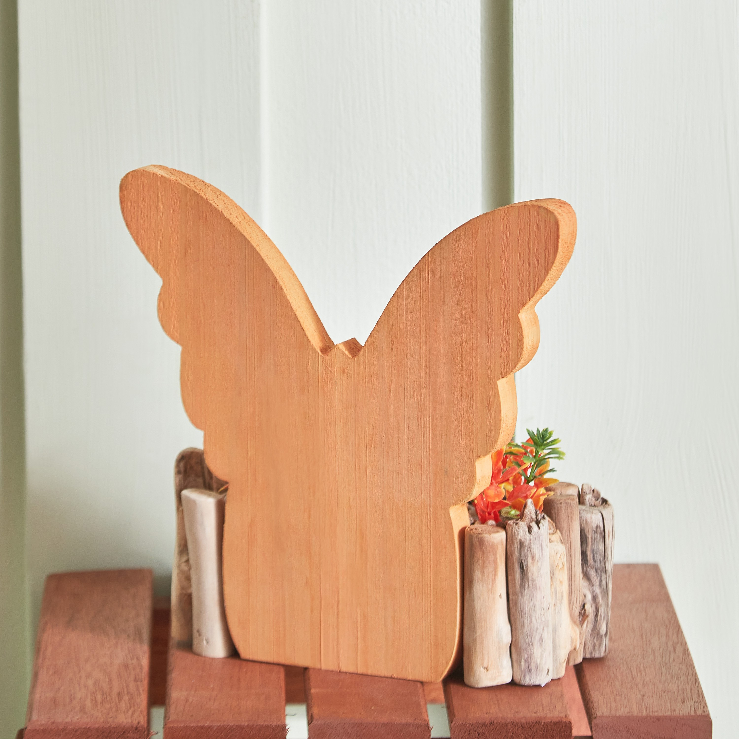 Trent Wooden Butterfly Flower Arrangement - 18.5x8.5x18.5 cm-hbxdecorandfurnishings-homeaccessories-artificialflowersandplants-image-3