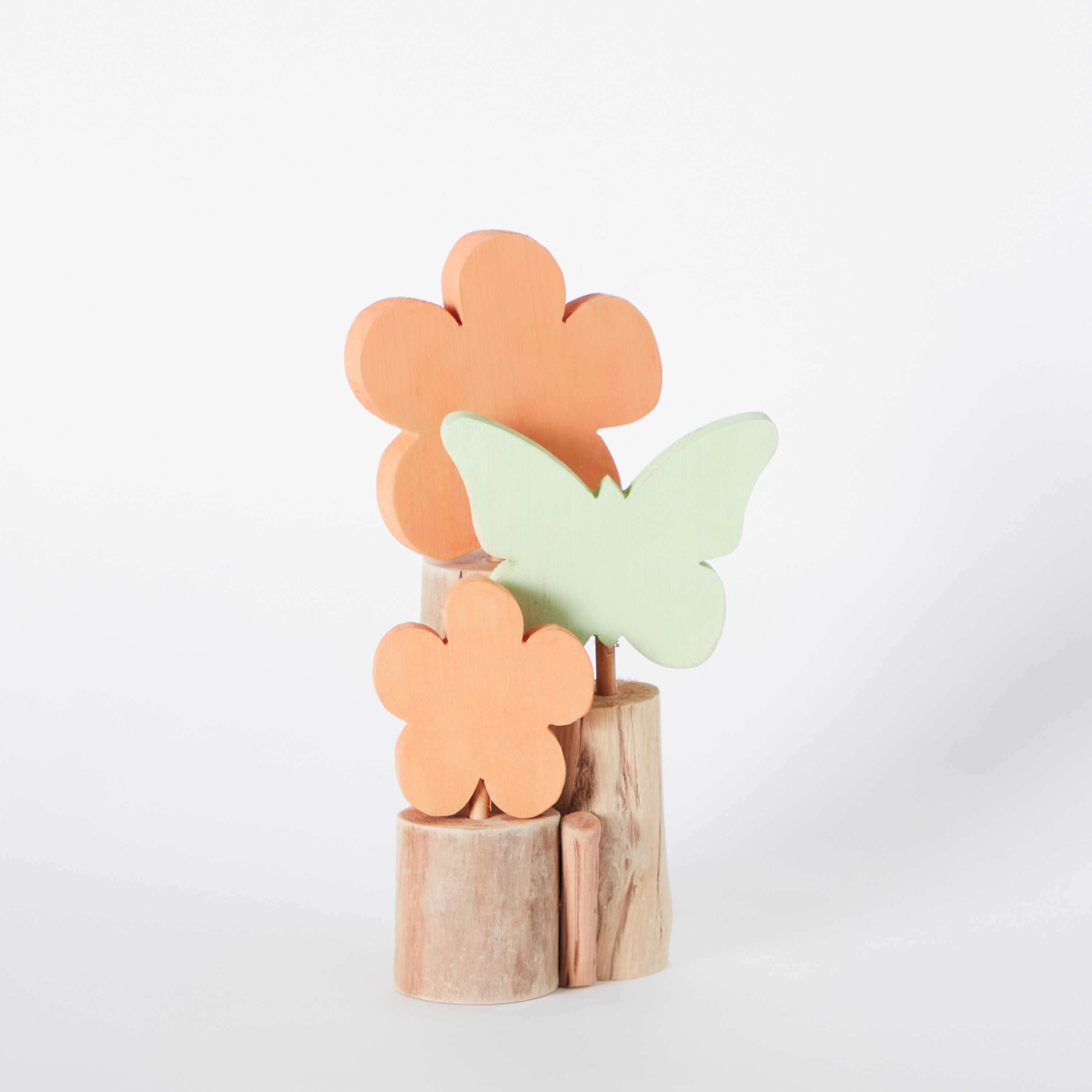 تحفة فنية على شكل زهرة وفراشة خشبية من ترينت - 16x11x26 سم-hbxdecorandfurnishings-homeaccessories-artificialflowersandplants-image-5