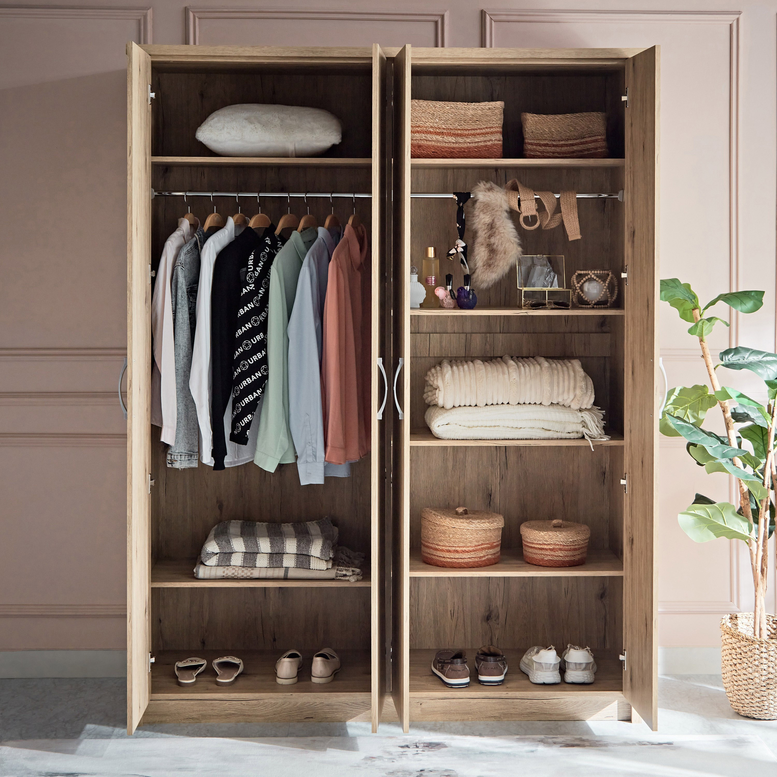 خزانة ملابس 4 أبواب - بريميير من موڤو -hbxfurniture-wardrobes-image-3