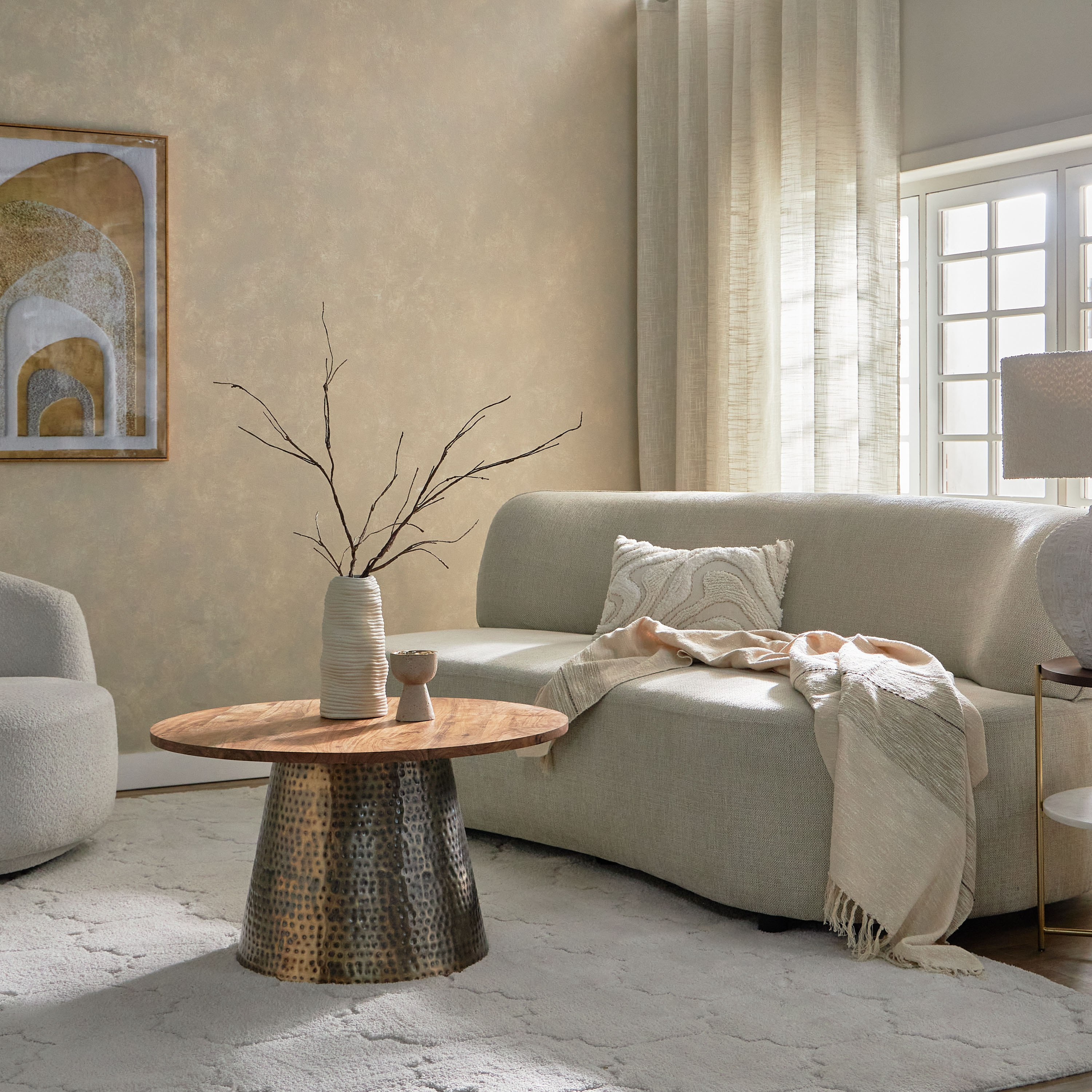 طاولة قهوة بقاعدة من المعدن المطروق - توني من فيندرا-PROMO_HB_AE_HBX10_TH1000_NEW_031025-image-5