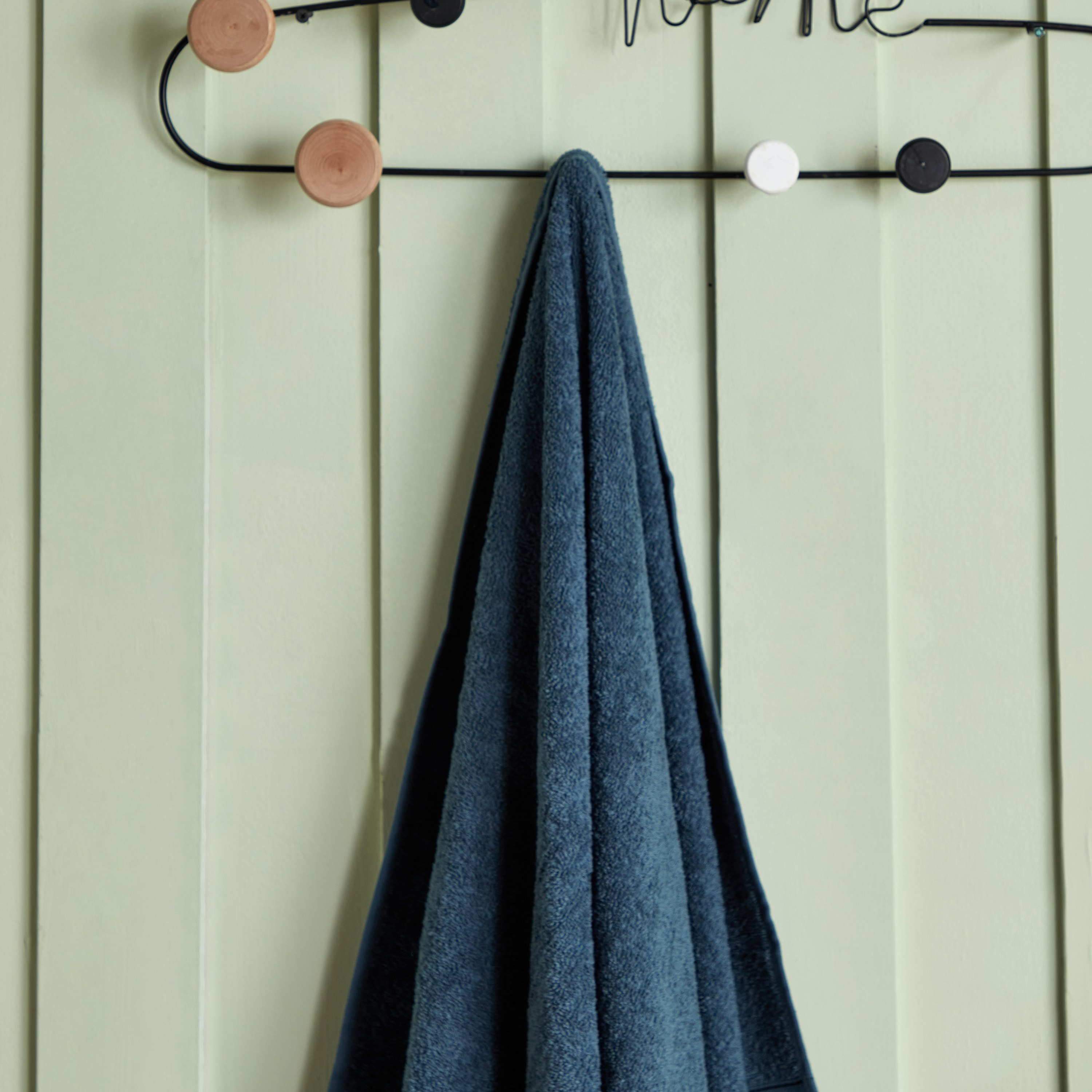 منشفة حمام ممشطة من إسنشيال - 70x140 سم-hbxbathroom-bathroomtextiles-image-2