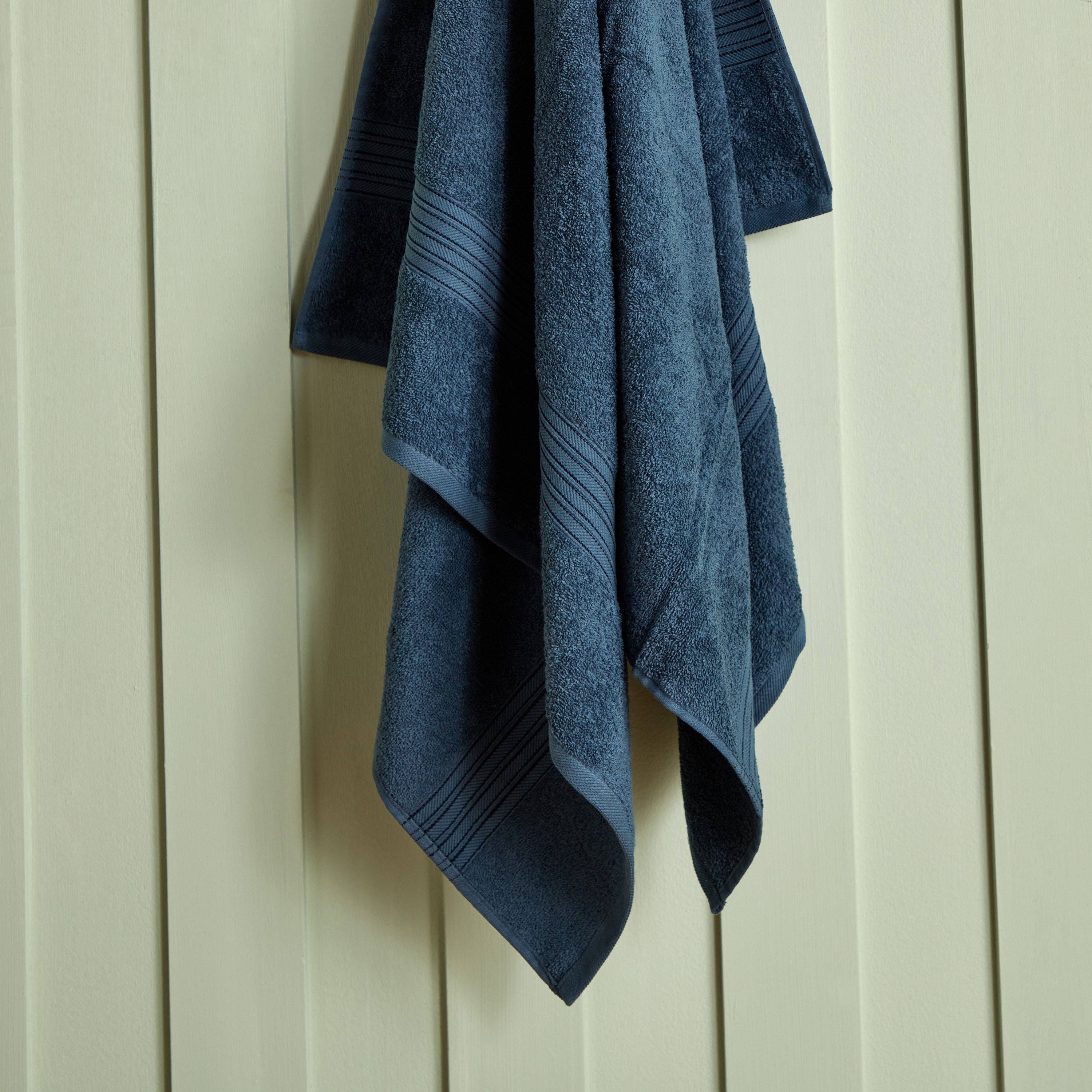 منشفة حمام ممشطة من إسنشيال - 90x150 سم-hbxbathroom-bathroomtextiles-image-3