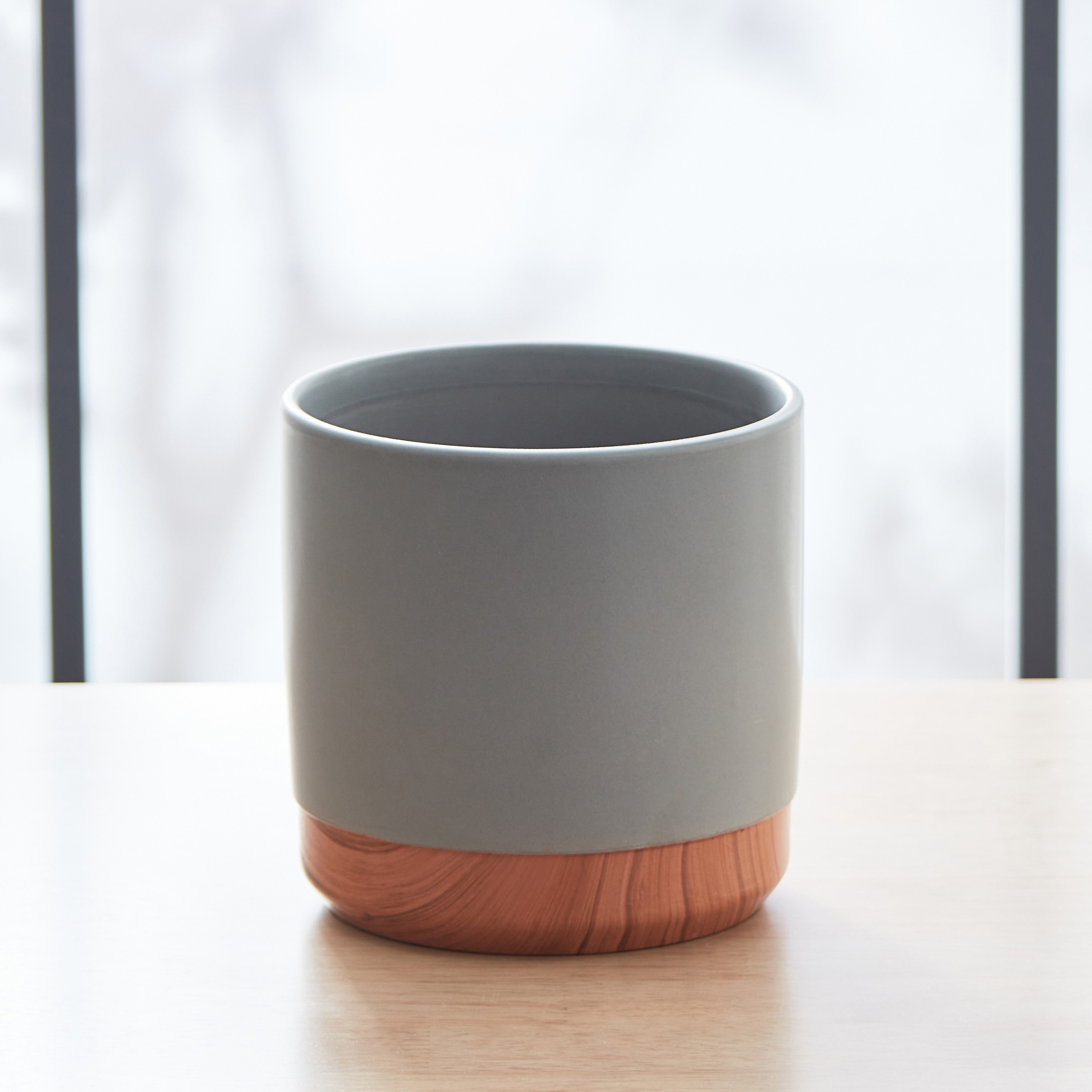 Lati Ceramic Planter with Wooden Base - 13x13x13.2 cm-hbxhomeware-hbxdecorandfurnishings-image-2