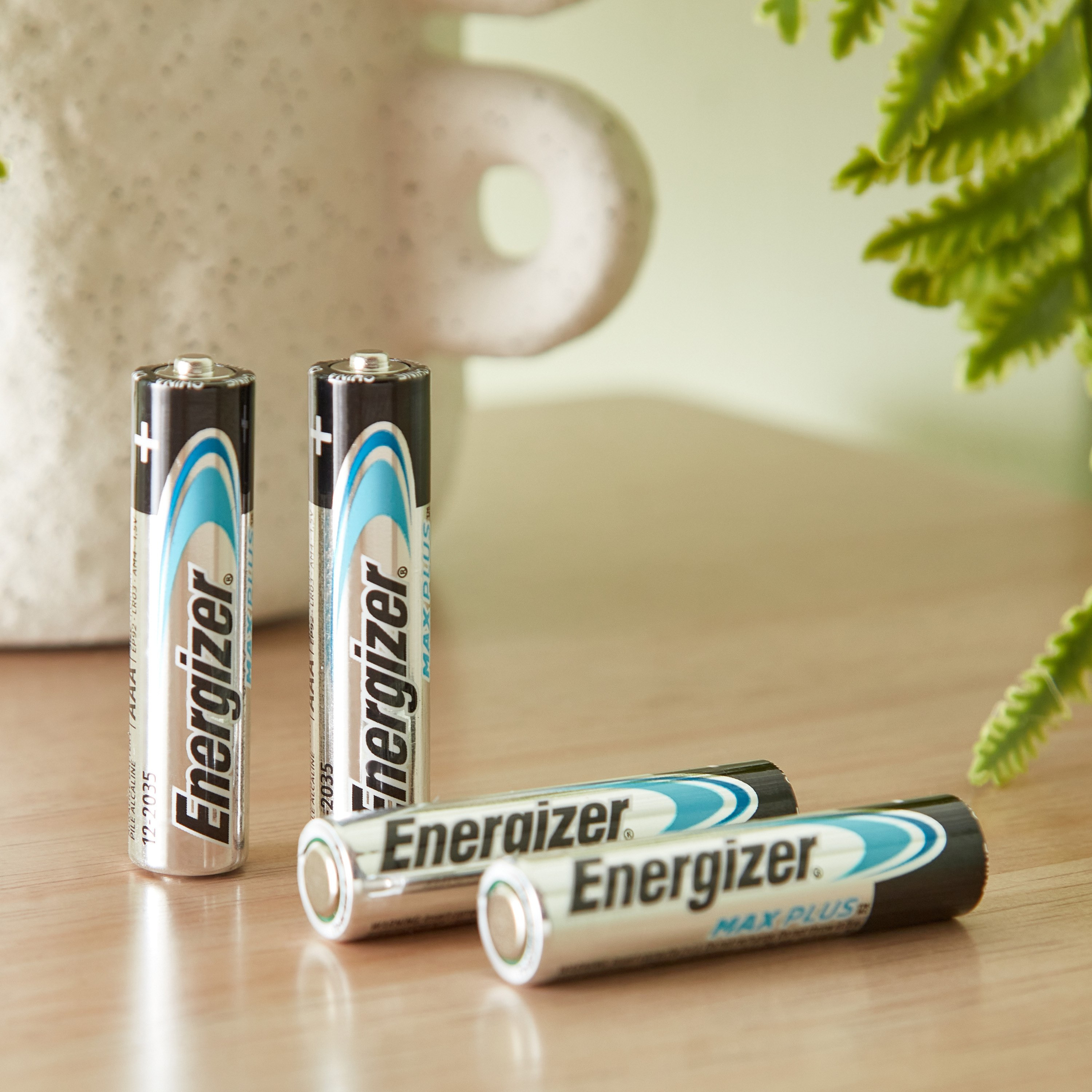 Energizer 4-Piece Max Plus AAA Alkaline Battery-hbxbedroom-lighting-lightingaccessories-image-2
