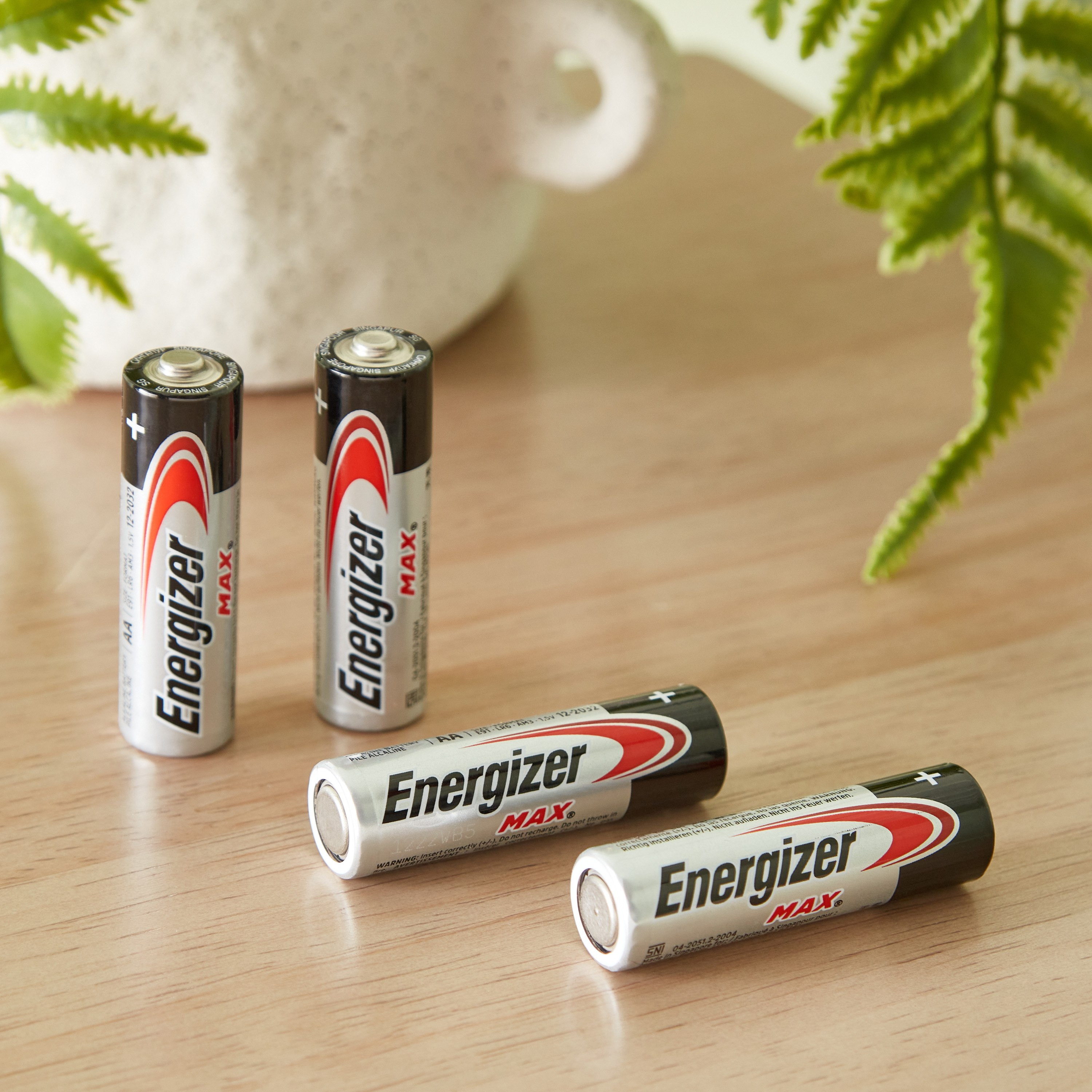 Energizer 4-Piece Max AA Alkaline Battery-hbxbedroom-lighting-lightingaccessories-image-3
