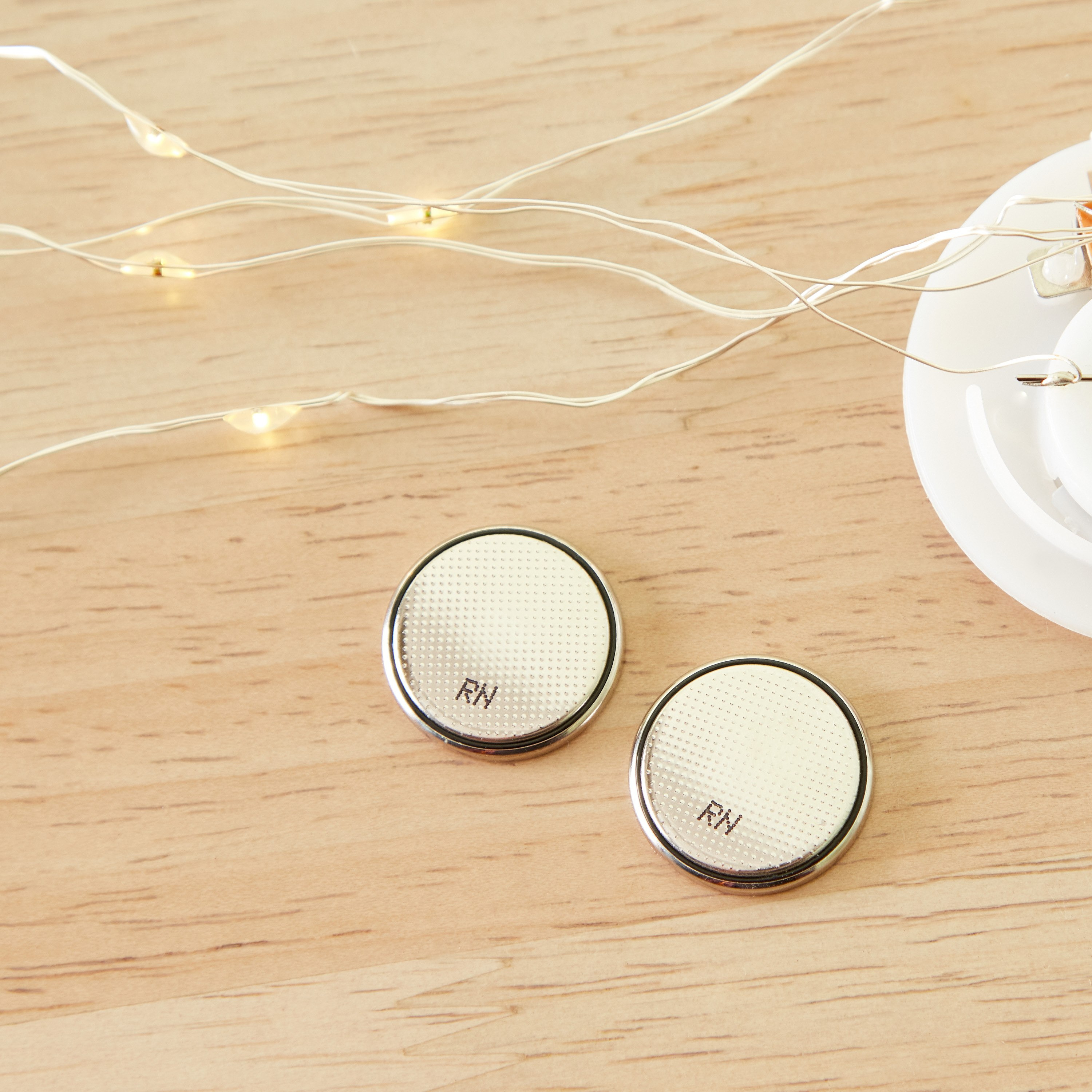 بطاريات CR2025 من إنرجايزر -قطعتين-hbxbedroom-lighting-lightingaccessories-image-1