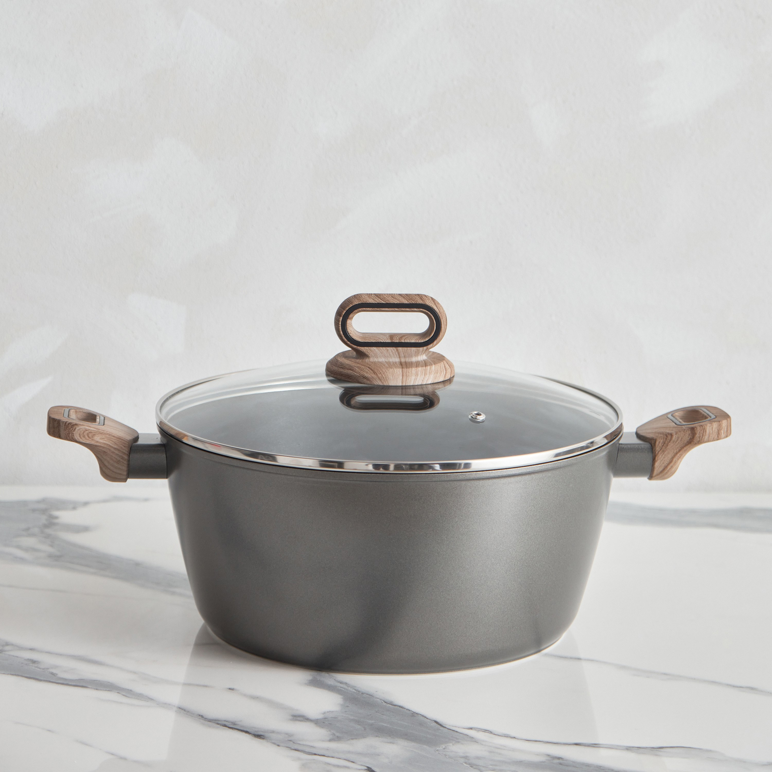 كسرولة مطروقة بغطاء من بيرجنر ألتيميت تي إكس - 28 سم-hbxkitchen-kitchenware-foodpreparation-image-1