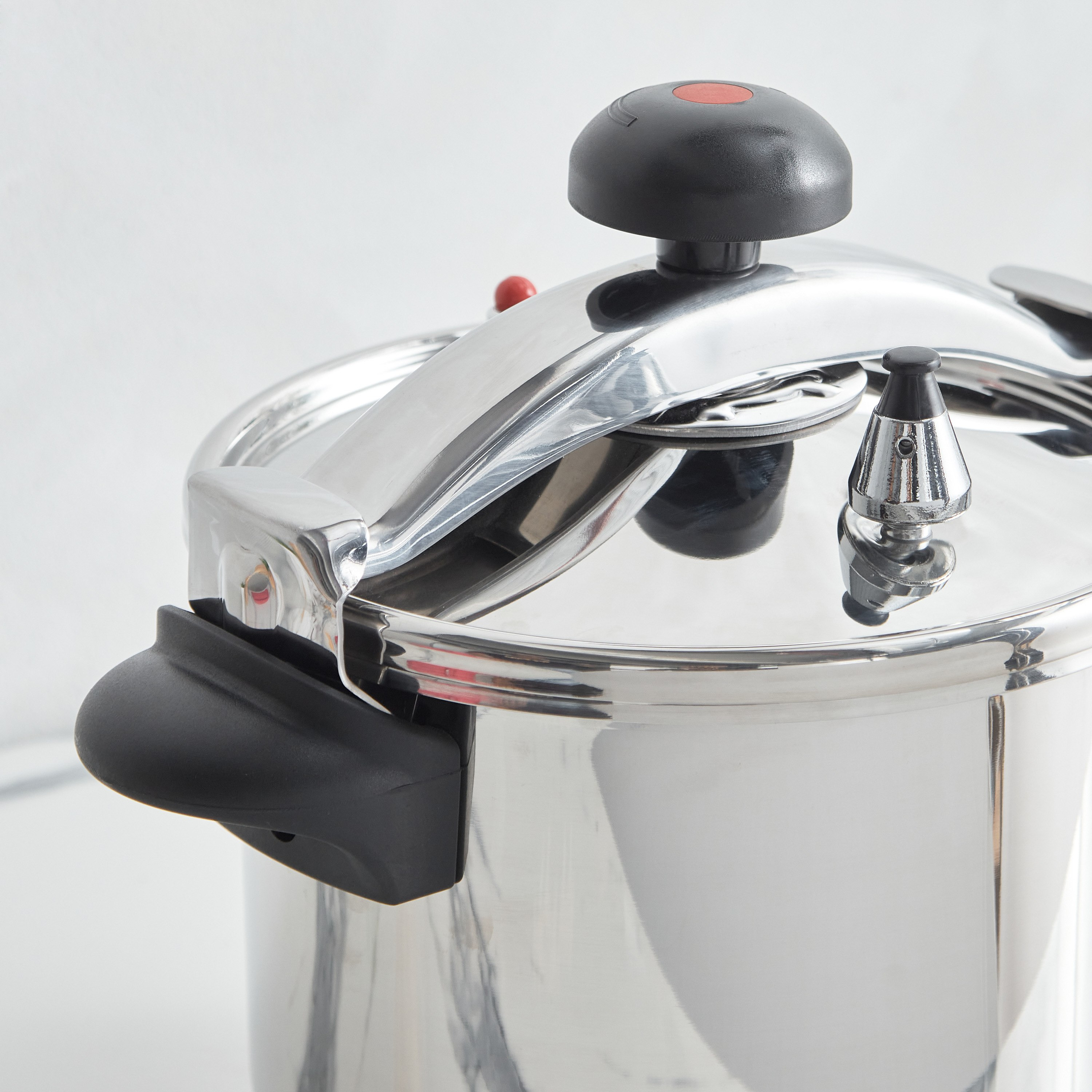 طنجرة ضغط من الصُلب مع قاعدة حثية من بيرجنر مونشن - 6 لتر-hbxkitchen-kitchenware-foodpreparation-image-3