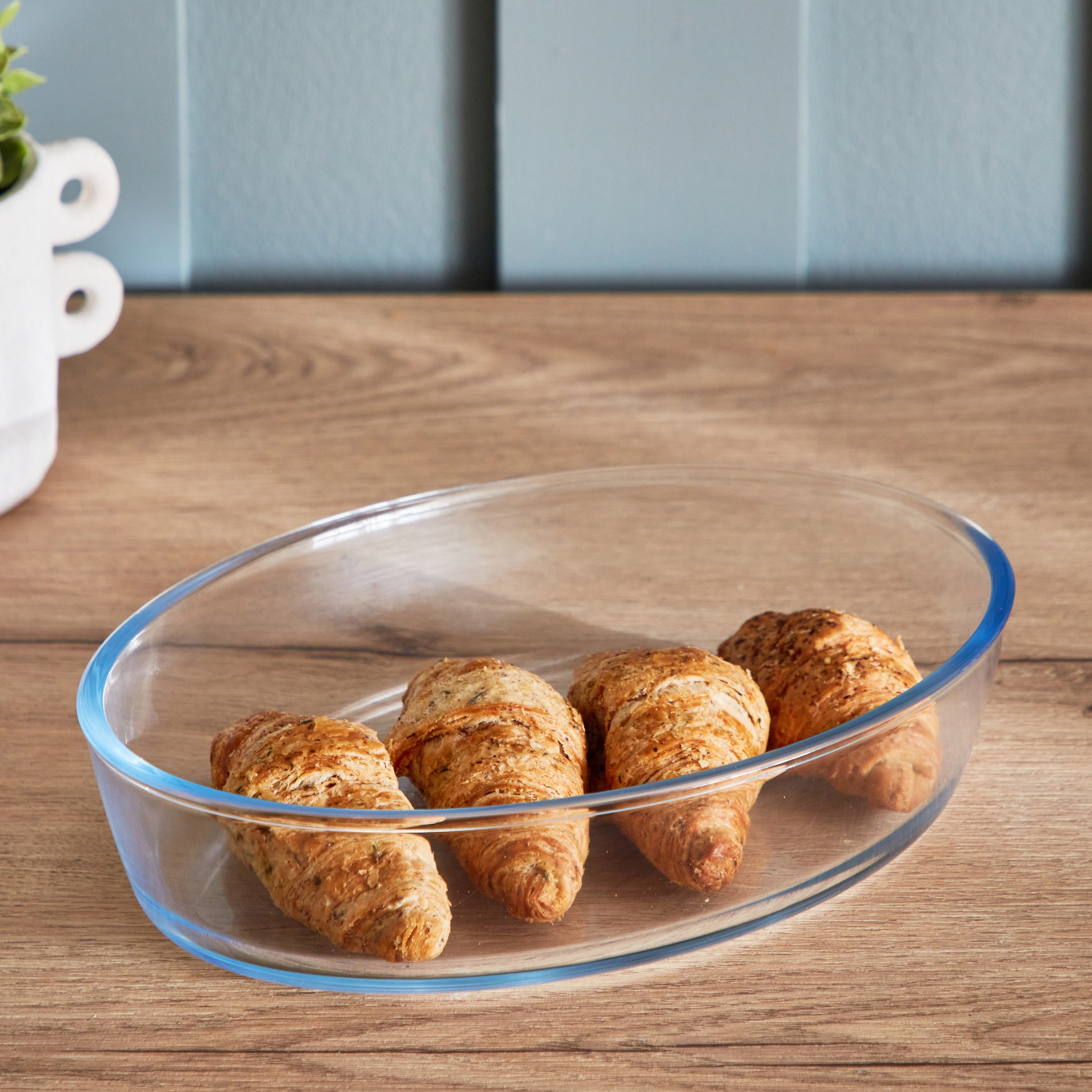صحن خَبز زجاجي بيضاوي من تاليونا - 1.6 لتر-hbxkitchen-bakeware-image-1