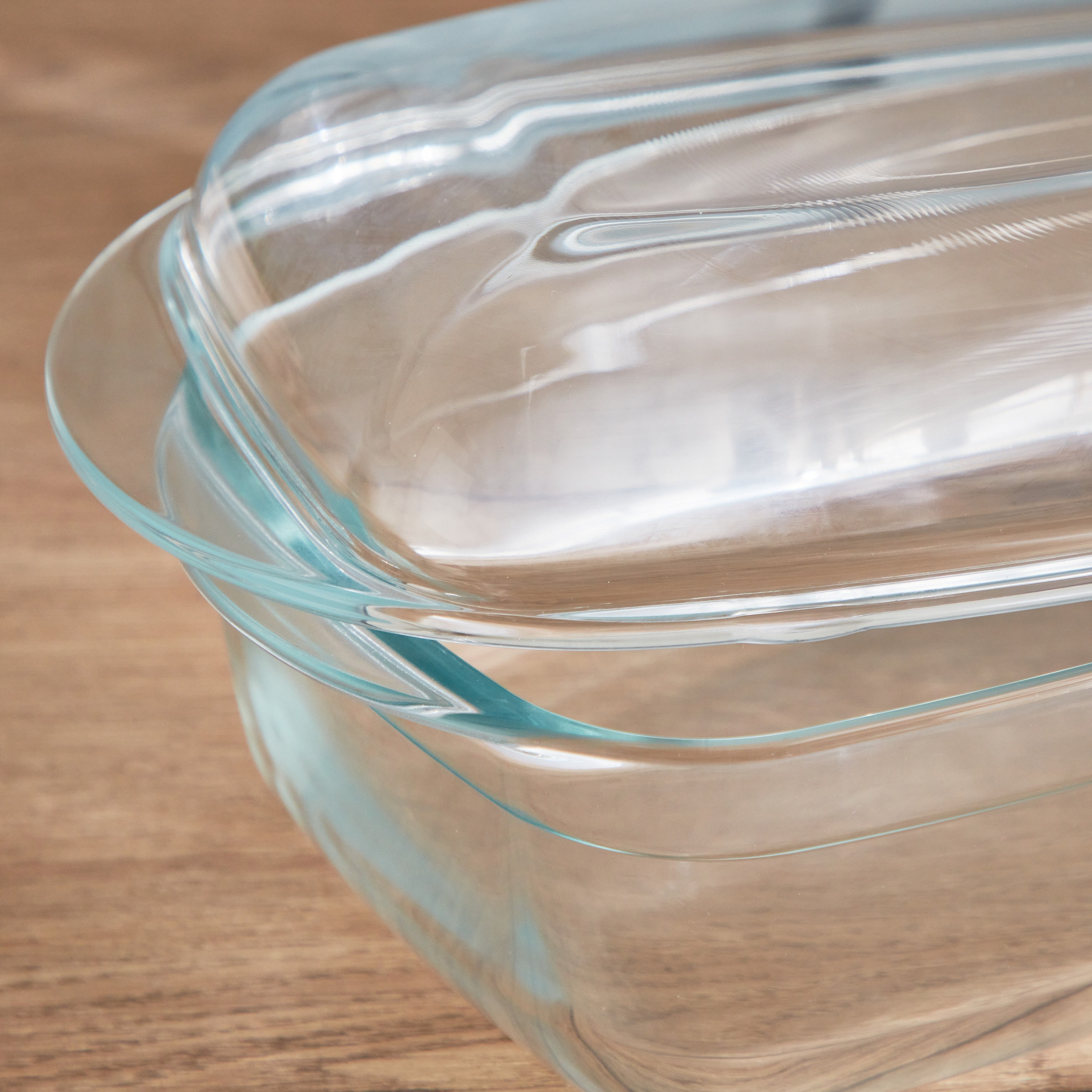 كسرولة زجاج مستطيلة بغطاء من تاليونا - 4.5 لتر-hbxkitchen-bakeware-image-4