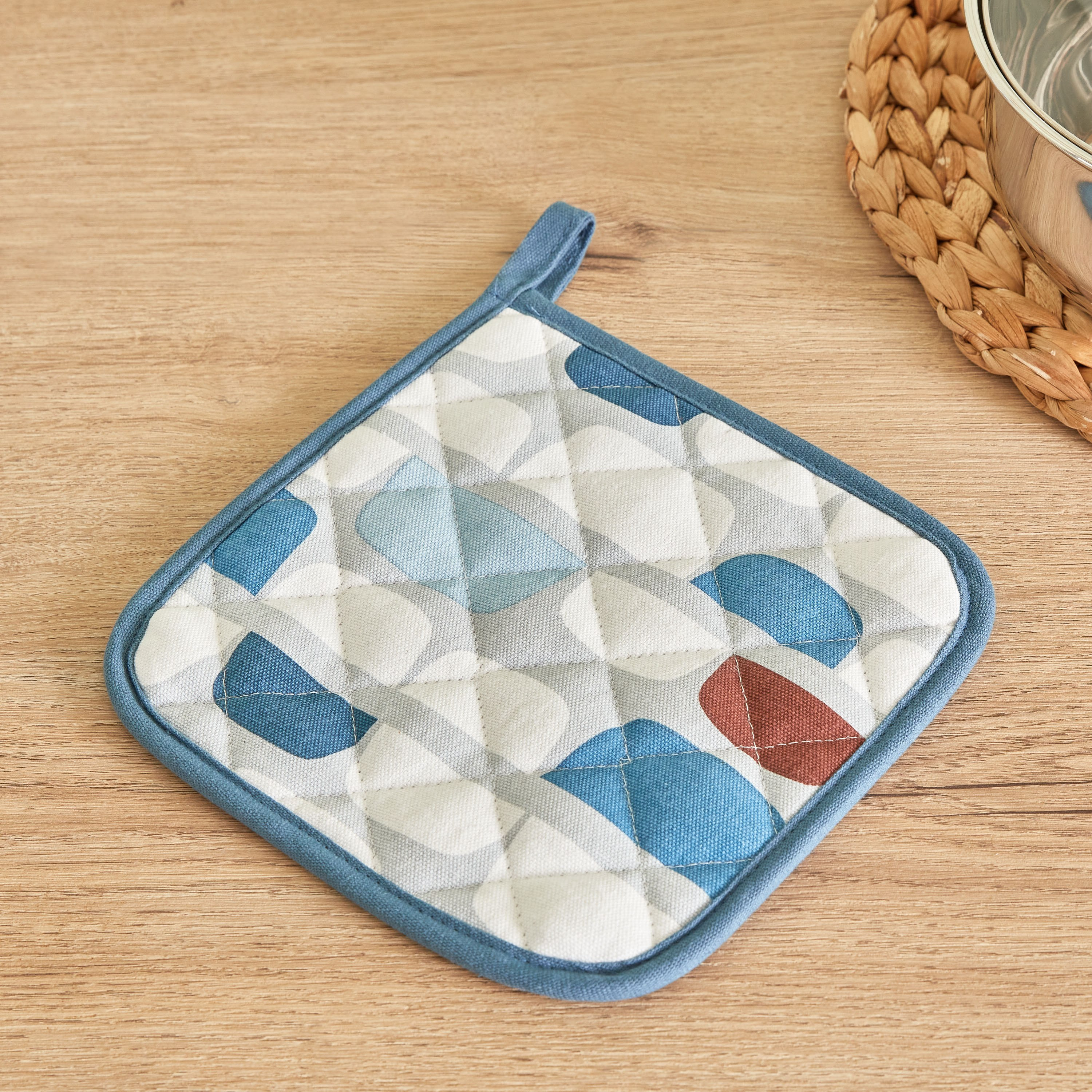 حامل وعاء بطبعات ديان من فلورا - 20x20 سم-hbxhomeware-kitchenware-kitchenlinens-image-1
