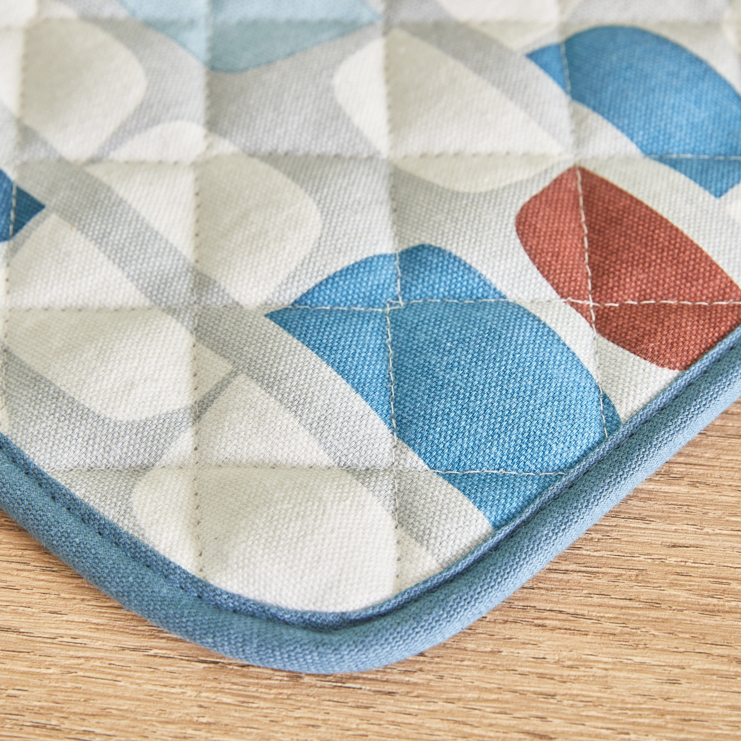 حامل وعاء بطبعات ديان من فلورا - 20x20 سم-hbxhomeware-kitchenware-kitchenlinens-image-3