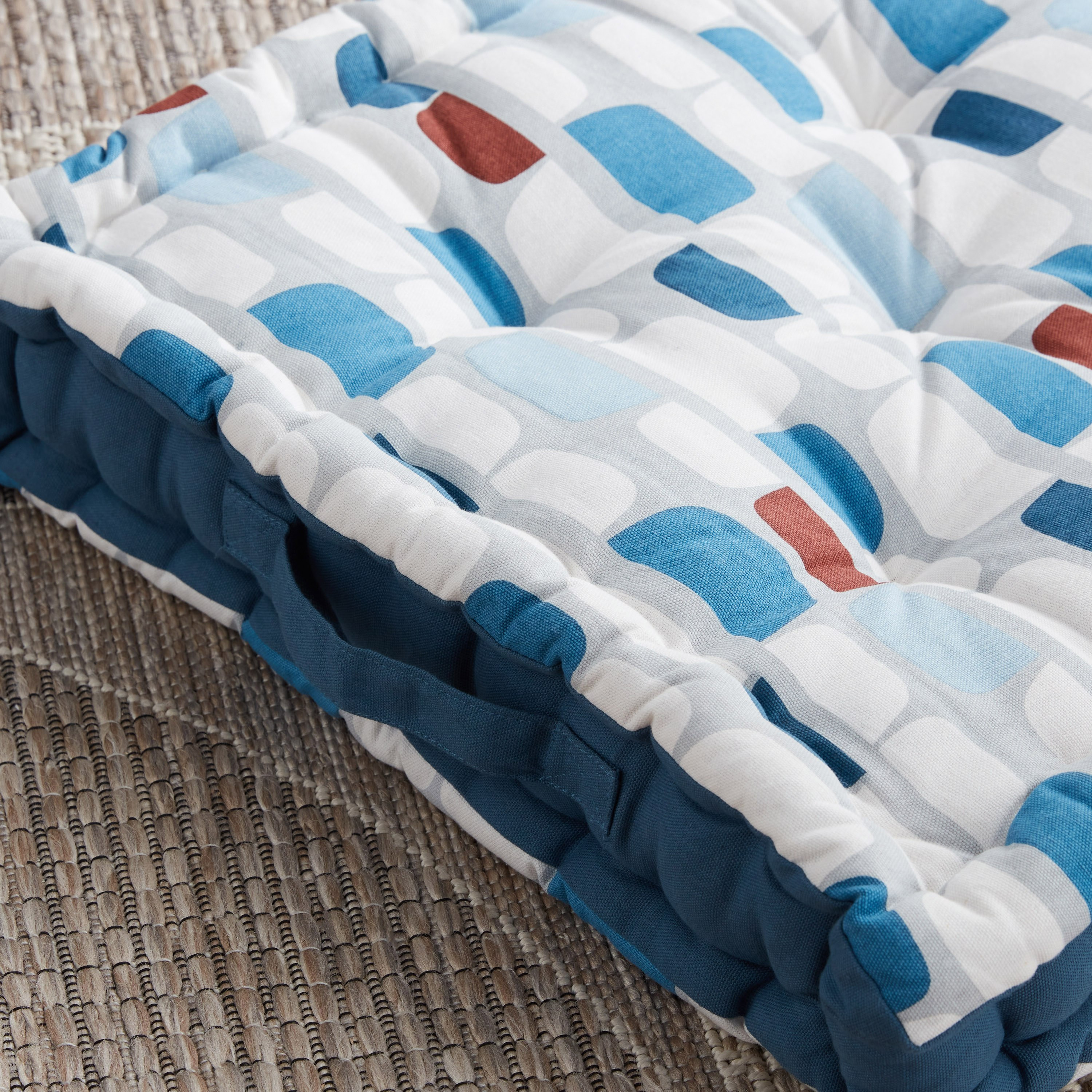 وسادة أرضية ديان من فلورا - 50x50x10 سم-hbxhomeware-hbxdecorandfurnishings-image-3