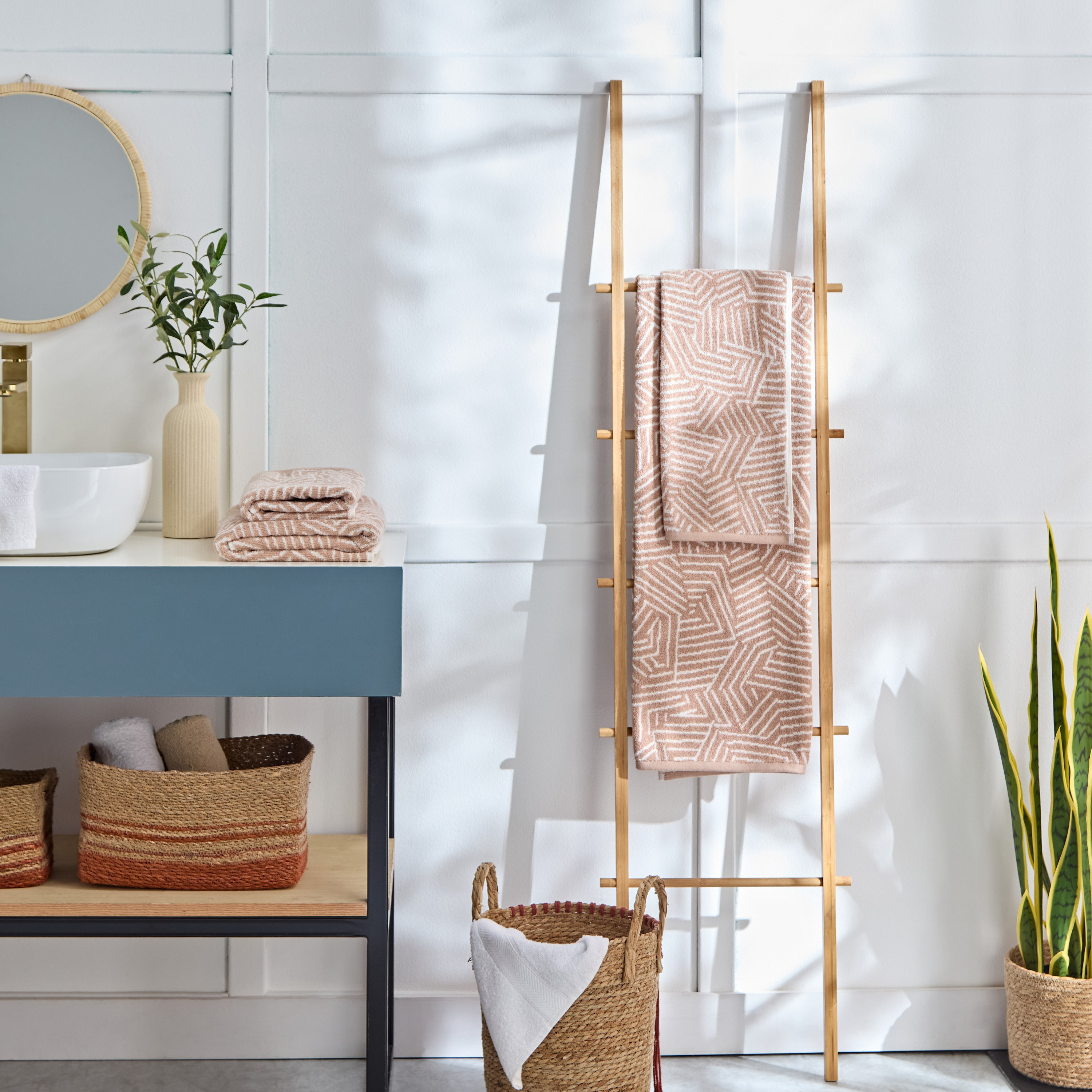 منشفة حمام كبيرة قطن متعددة التصاميم من ريو زارا - 80×150 سم-hbxbathroom-bathroomtextiles-image-4