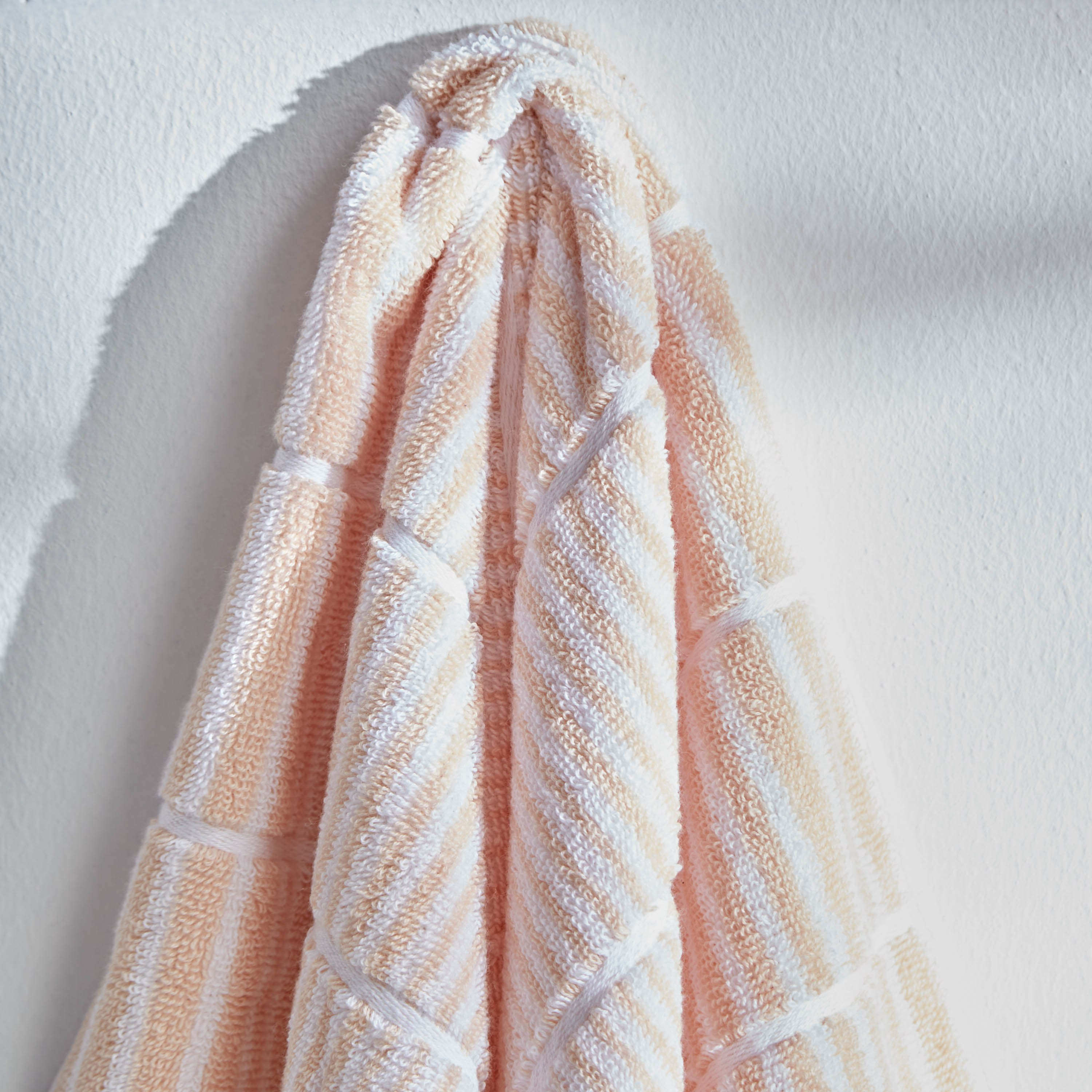 منشفة يد قطن متعددة التصاميم من ريو ريتا - 50x90 سم-hbxbathroom-bathroomtextiles-image-2