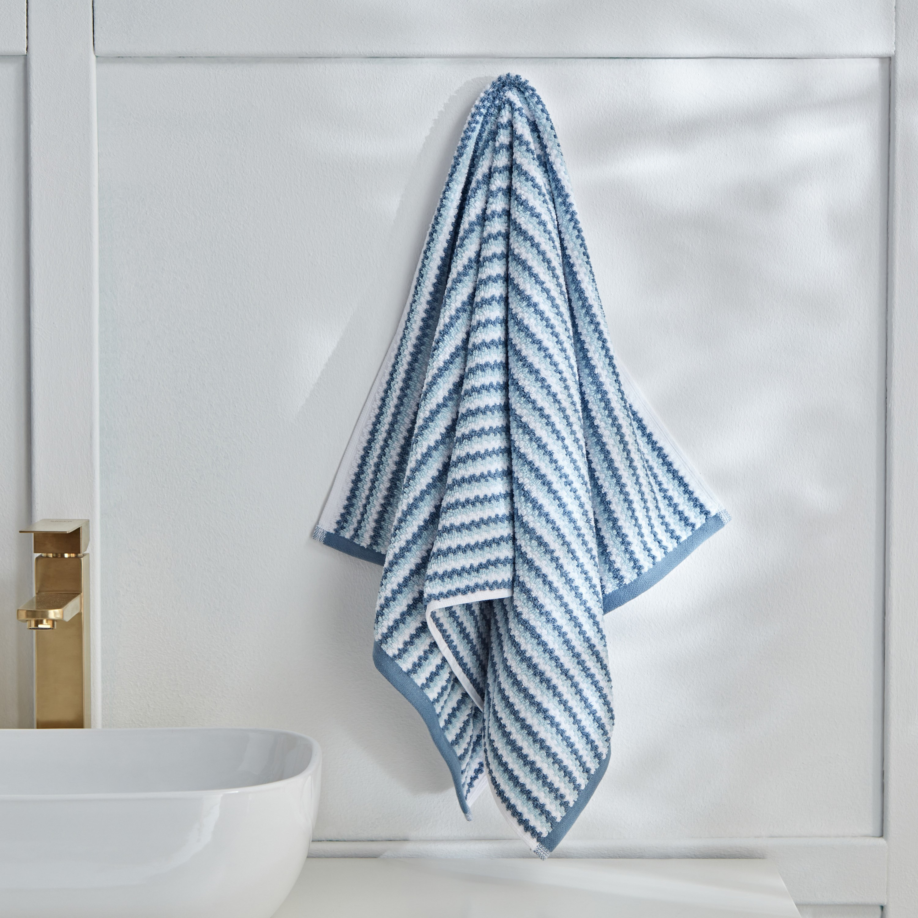 منشفة يد قطن متعددة التصاميم ليا من ريو- 50x90 سم-hbxbathroom-bathroomtextiles-image-1