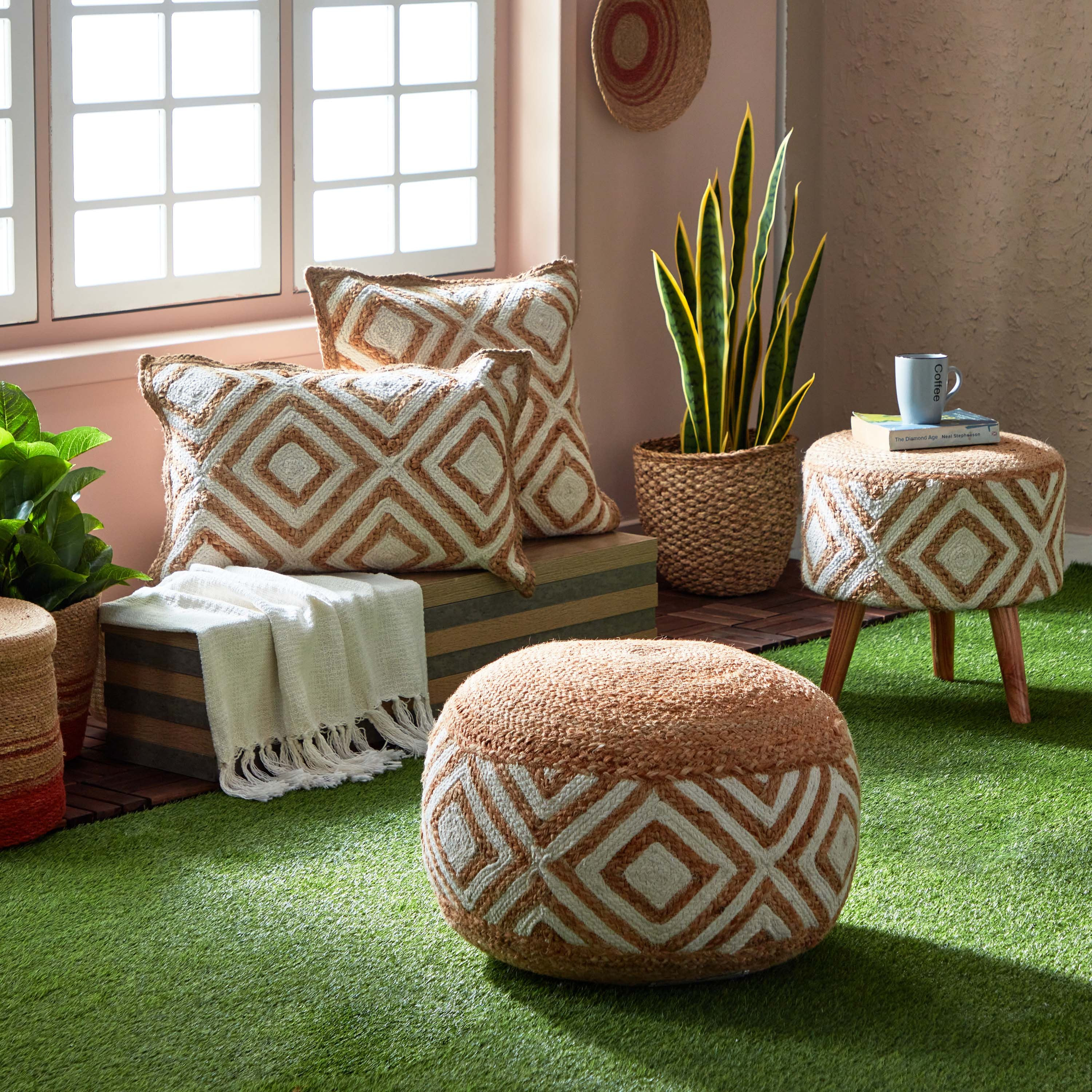 وسادة محشوة بالجوت مصنوعة يدوياً من إيكو - 40x60 سم-hbxlivingroom-furnishings-cushionsandcovers-filledcushions-image-5