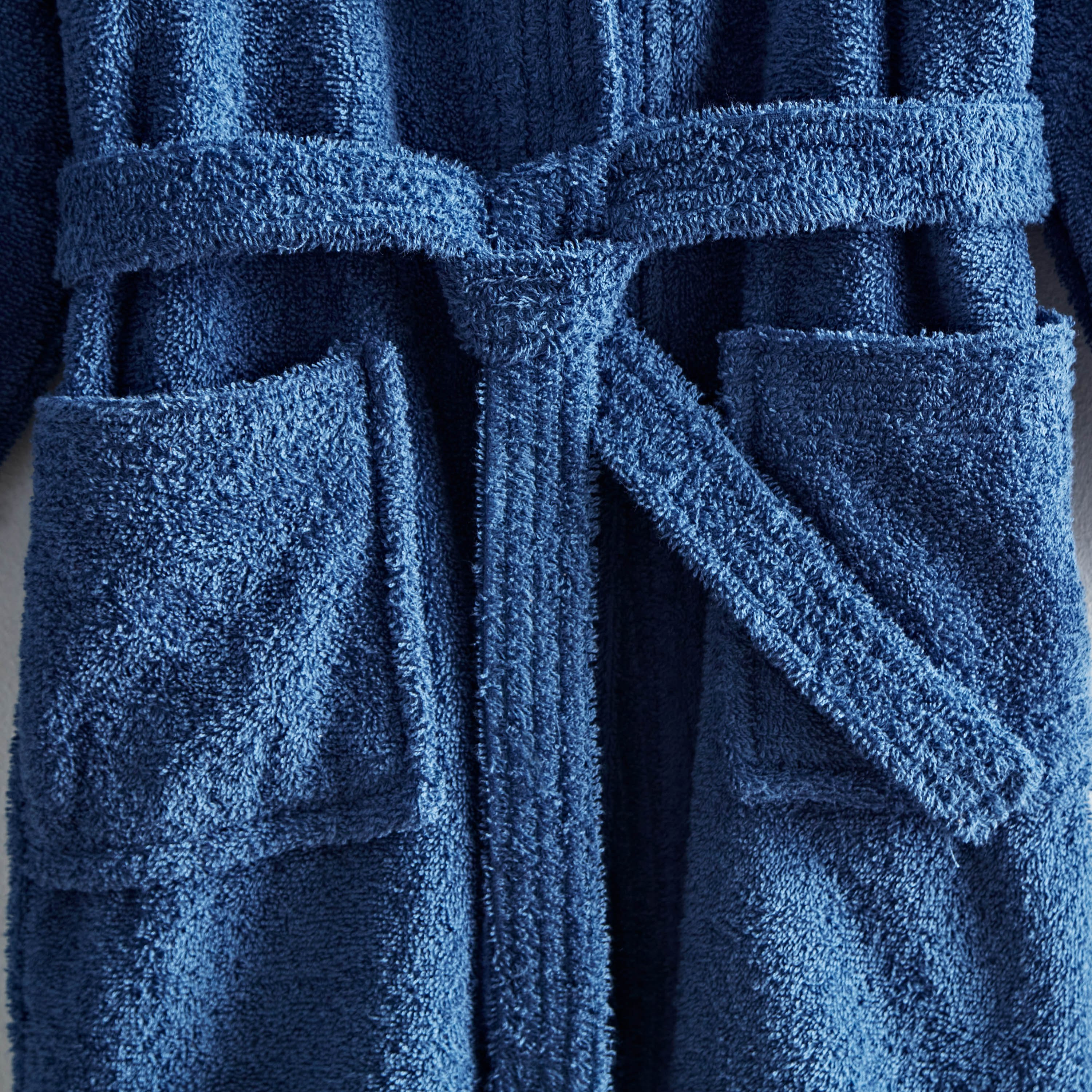 روب حمام بقبعّة للأطفال من إسينشيال - متوسط-hbxhomeware-hbxkidsandyouth-image-4