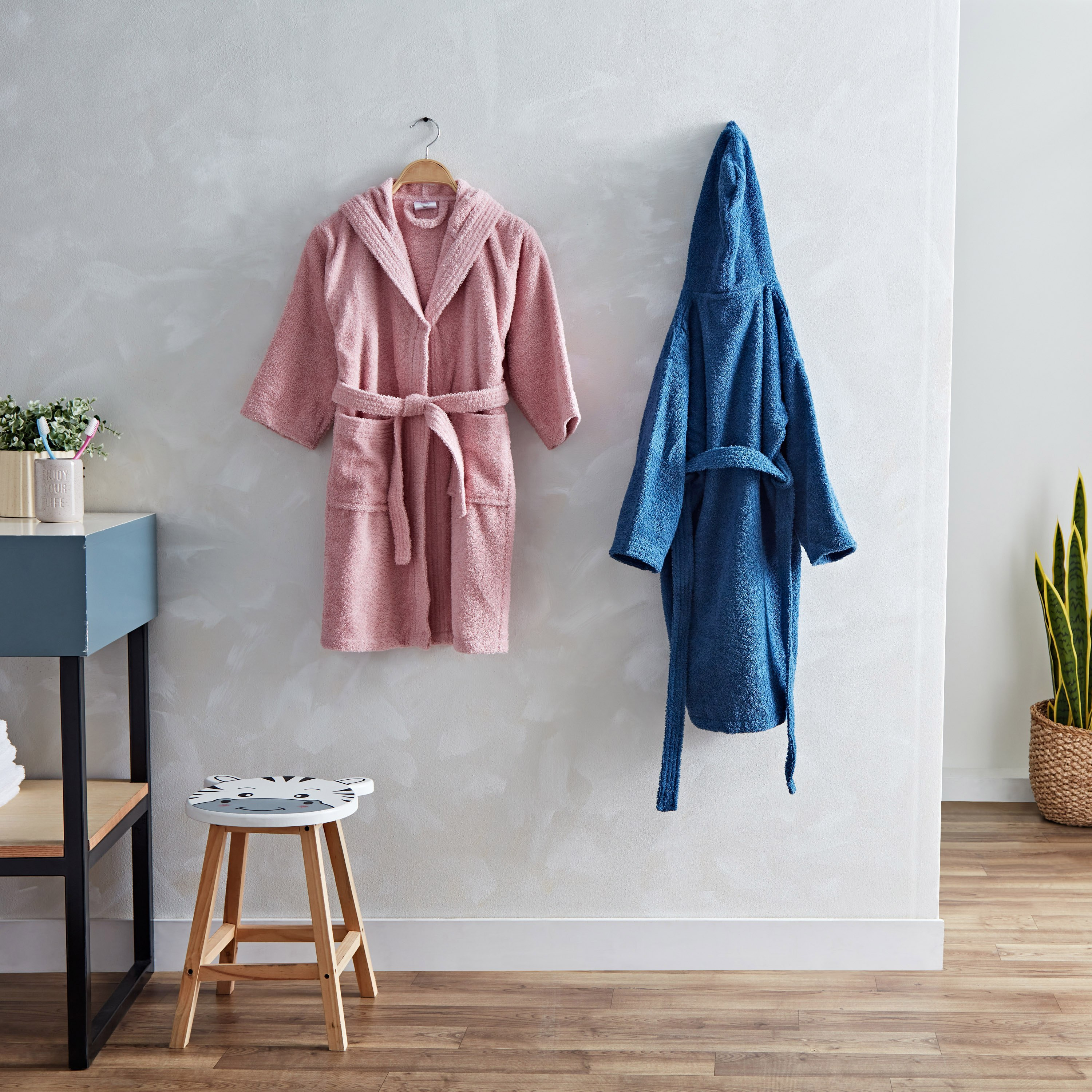 روب حمام قبعّة للأطفال من إسينشيال - لارج-hbxhomeware-hbxkidsandyouth-image-5