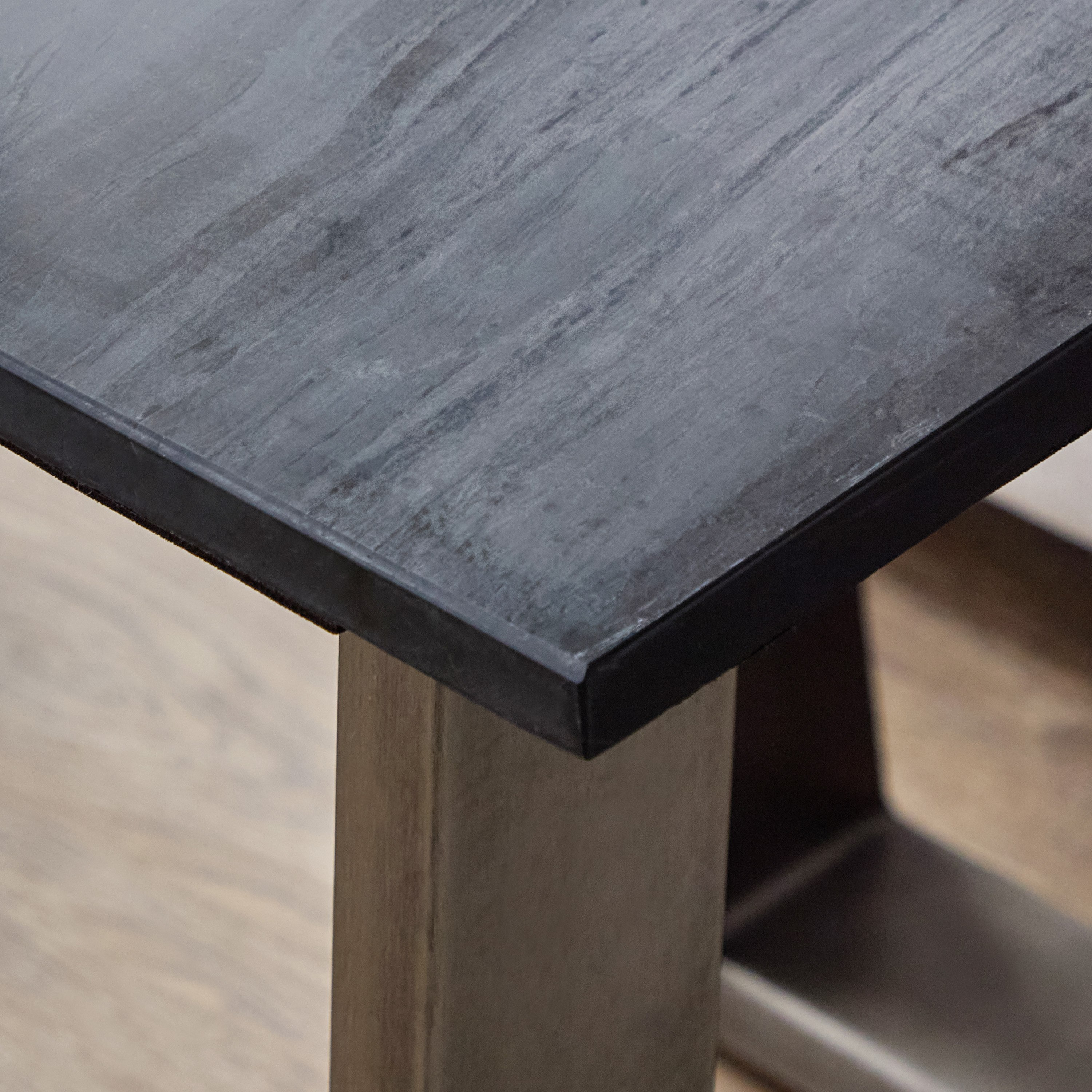 طاولة جانبية بسطح من الرخام الأصلي - سيلفرادو من فيندرا-hbxfurniture-livingroom-endtables-image-9