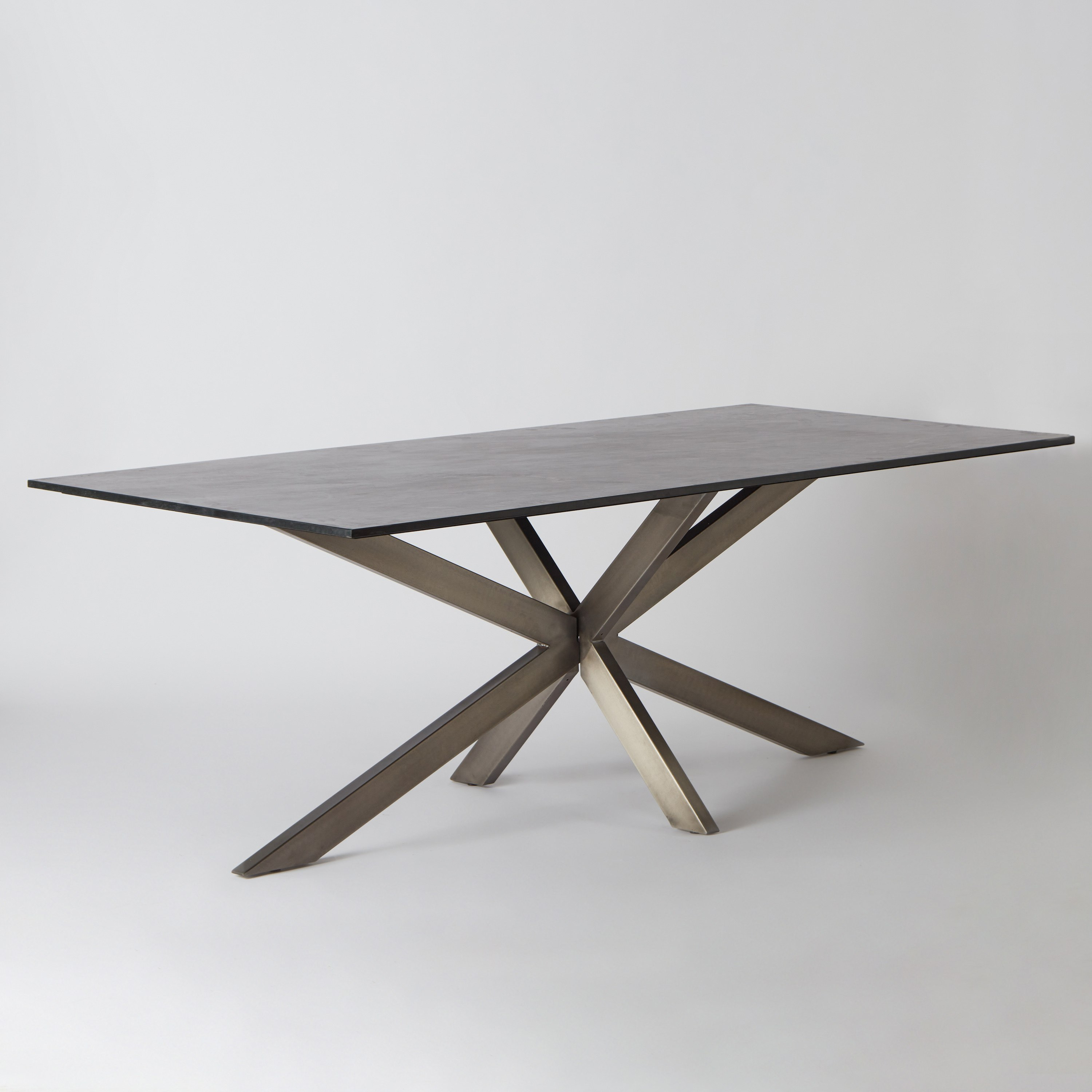 طاولة سُفرة لـ8 مقاعد بسطح من الرخام الأصلي - بورتولا من فيندرا-hbxfurniture-diningroom-diningtables-eightseater-image-8