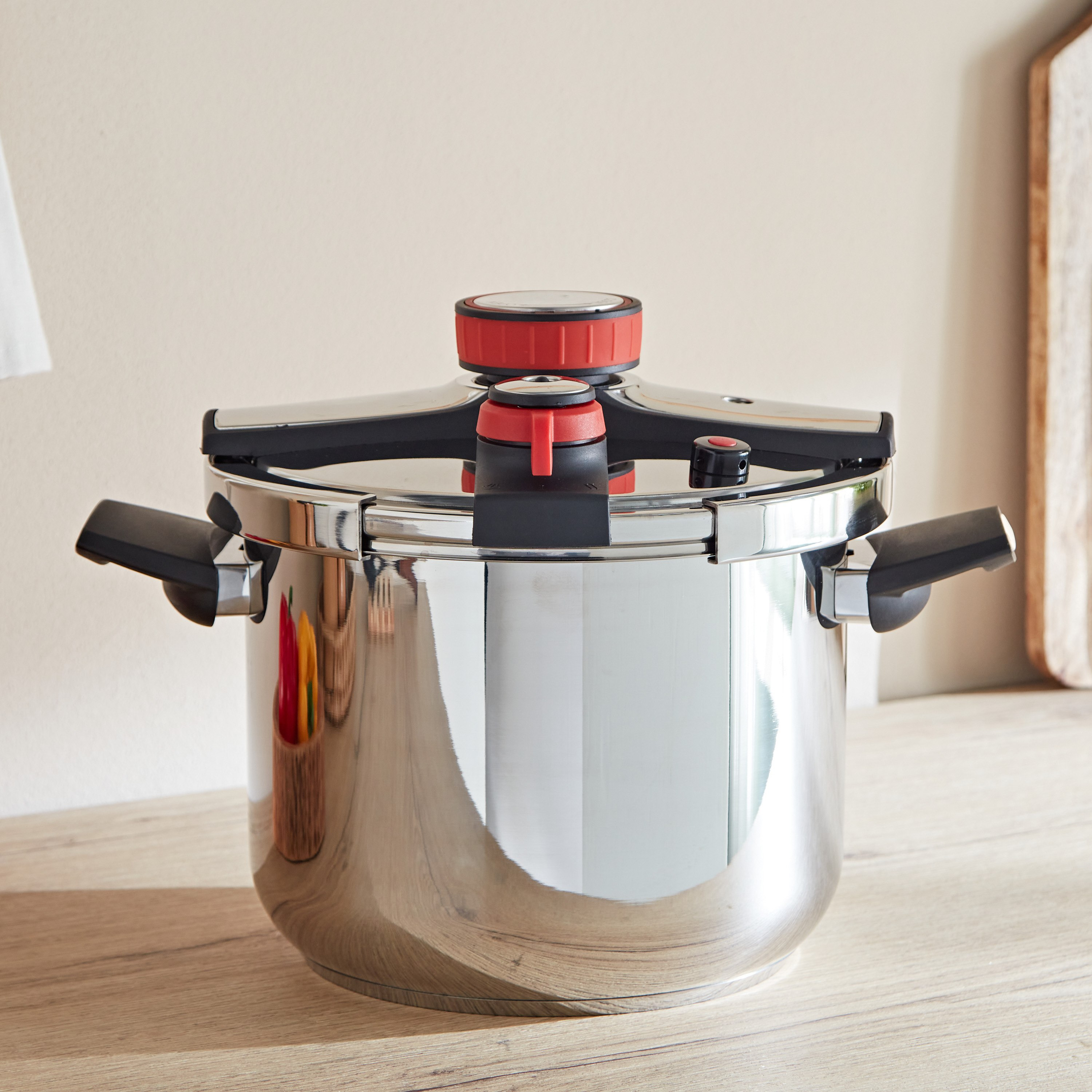 قدر ضغط ستانلس ستيل من جليستن - 8 لتر-hbxhomeware-hbxkitchen-image-1