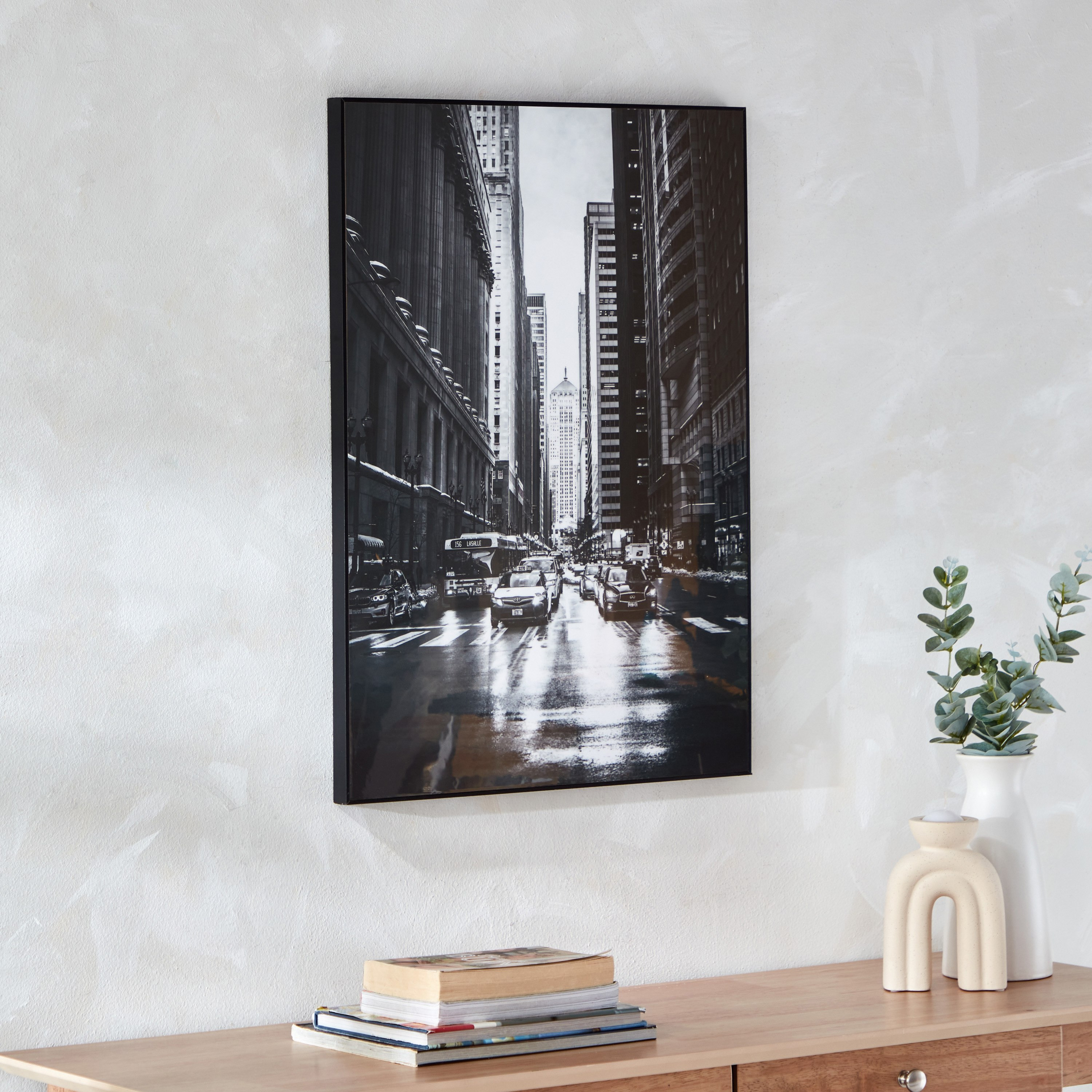 زينة حائط مؤطرة لشارع مدينة لامعة من آلين - 50x70x2.5 سم-hbxhomeware-hbxdecorandfurnishings-image-2