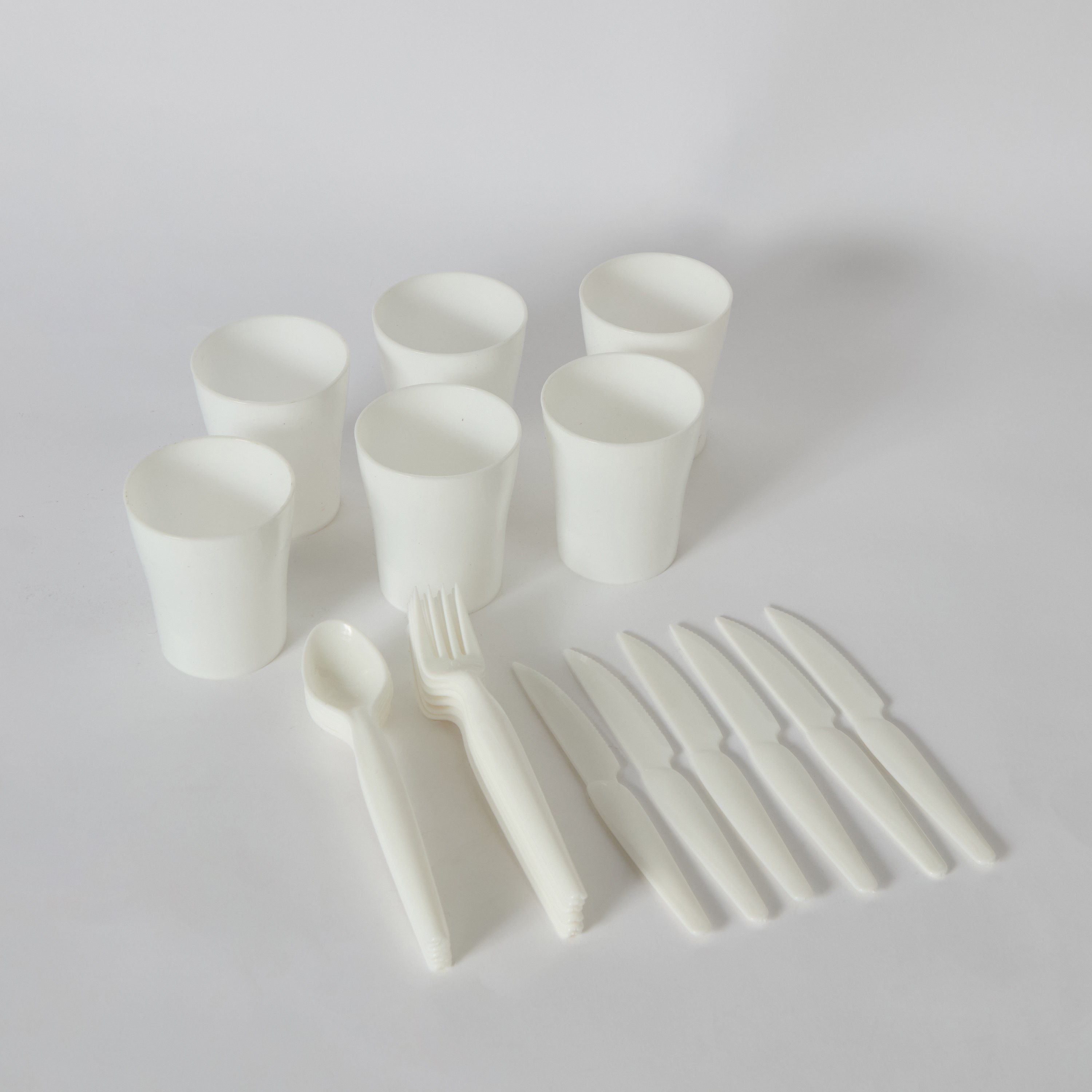 Picnic 32-Piece Dining Set - Serves 6-PROMO_HB_AE_B2G2_011025-image-5