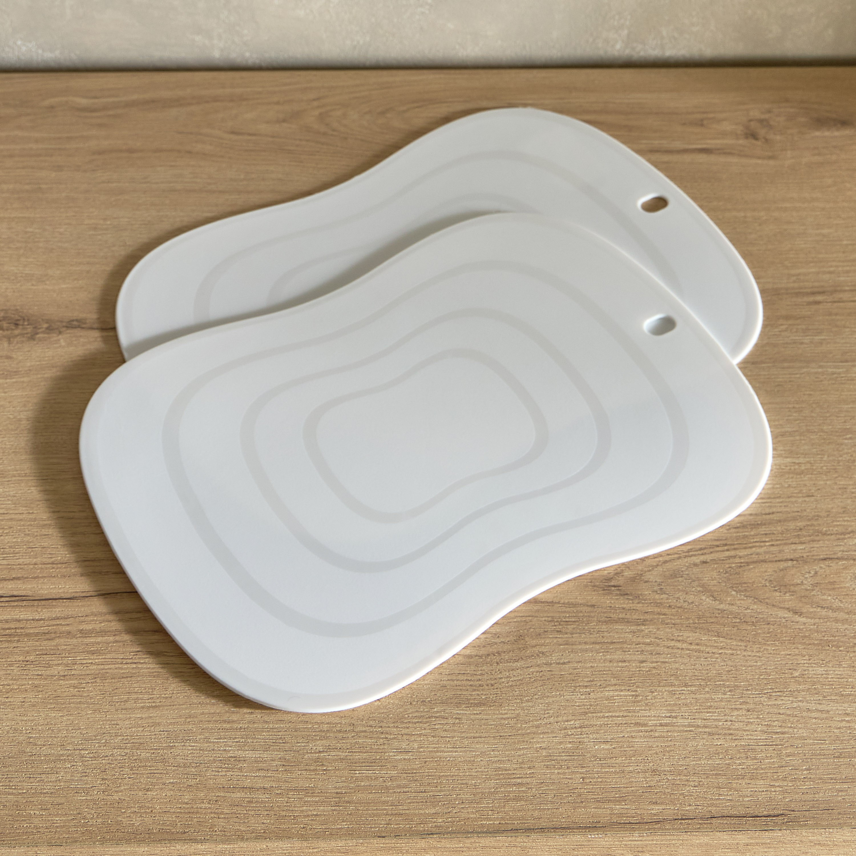طقم لوح التقطيع بيروني- قطعتين - 39.5 سم-hbxkitchen-kitchenware-choppingboards-image-1