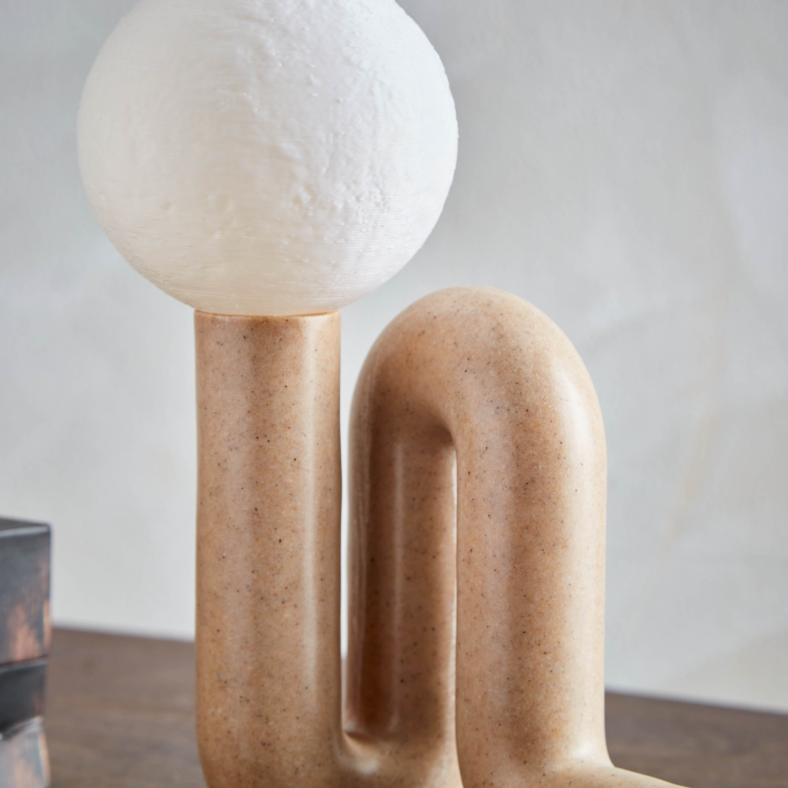 مصباح طاولة بوليريسين يعمل بـ يو إس بي من لوكس - 16.5x11.5x24.5 سم-hbxlivingroom-lighting-tablelamps-image-3