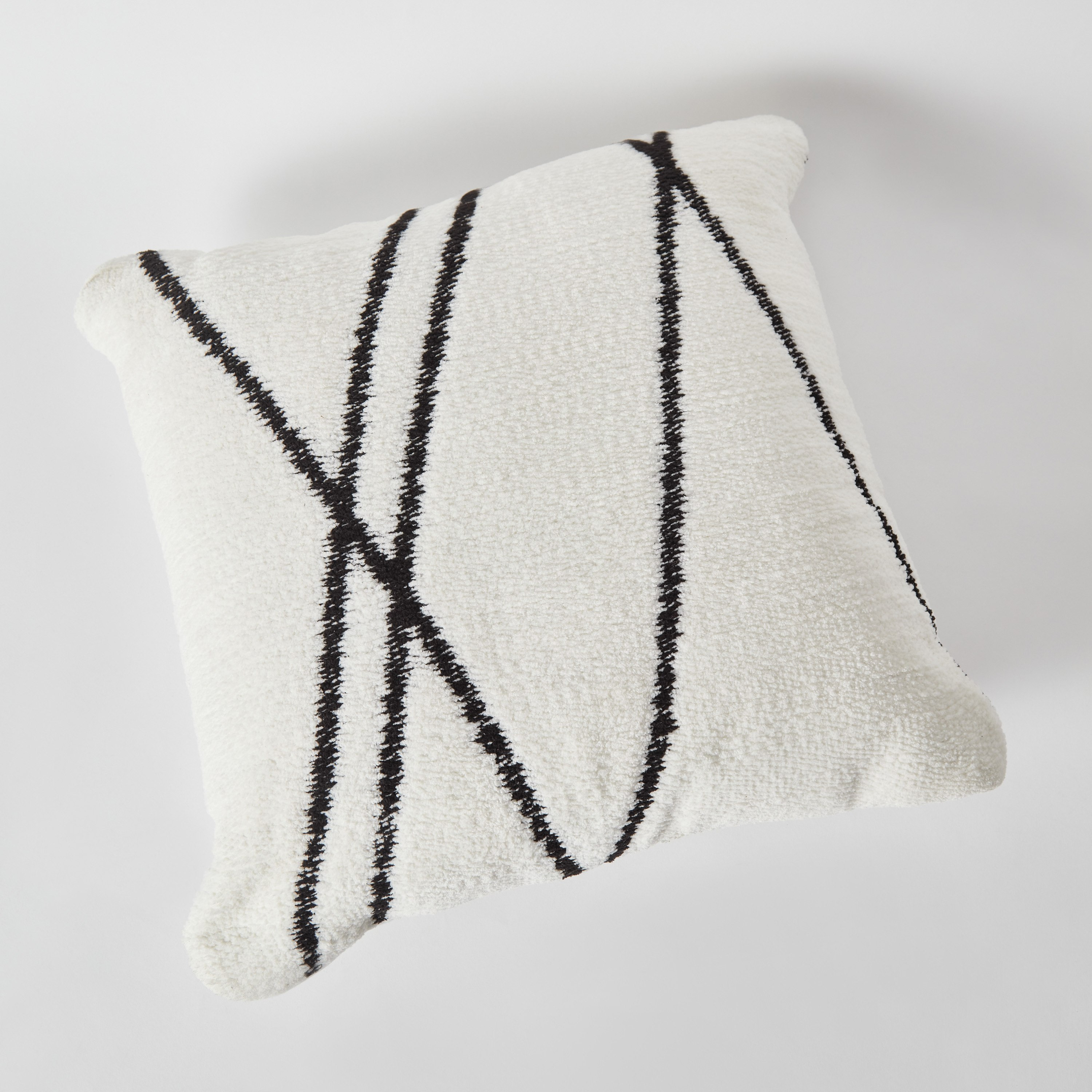 وسادة محشوة جاكار شنيل بريزما من إبوني - 50x50 سم-hbxlivingroom-furnishings-cushionsandcovers-filledcushions-image-6
