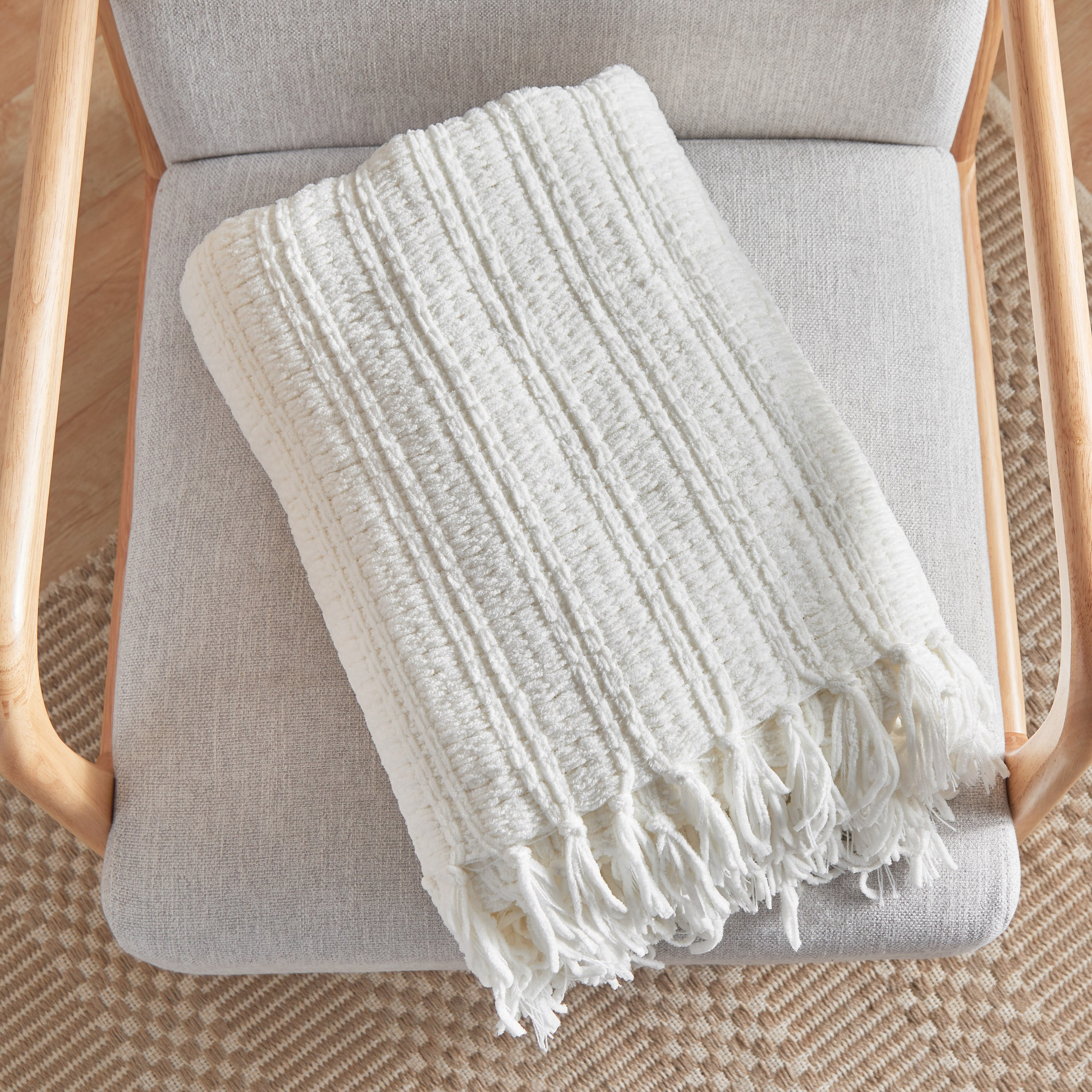 بطانية خفيفة أكواتيكا شنيل من إبوني- 130x170 سم-hbxhomeware-hbxbedroom-image-4