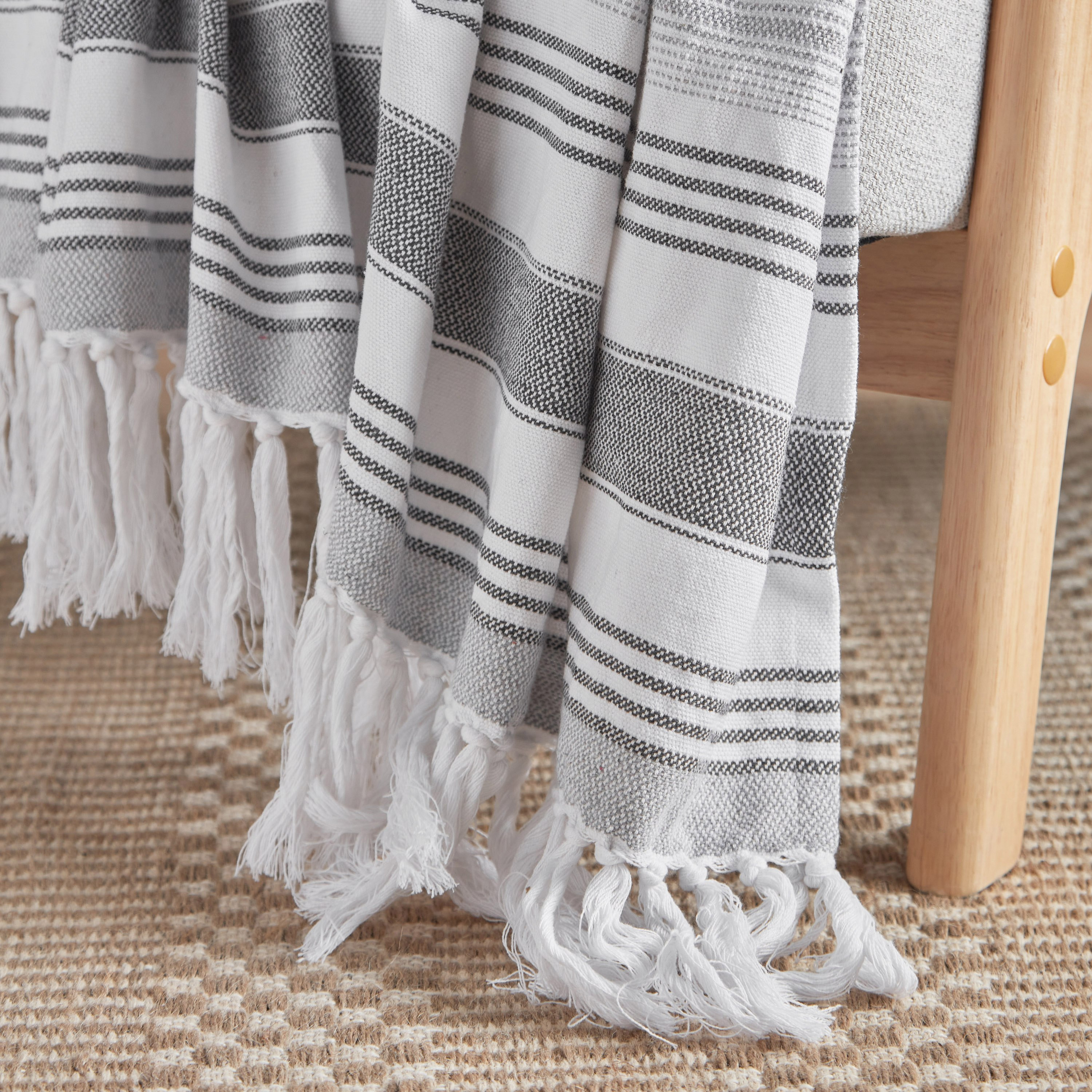 Austin Cotton Woven Throw - 127x152 cm-hbxhomeware-hbxbedroom-image-2