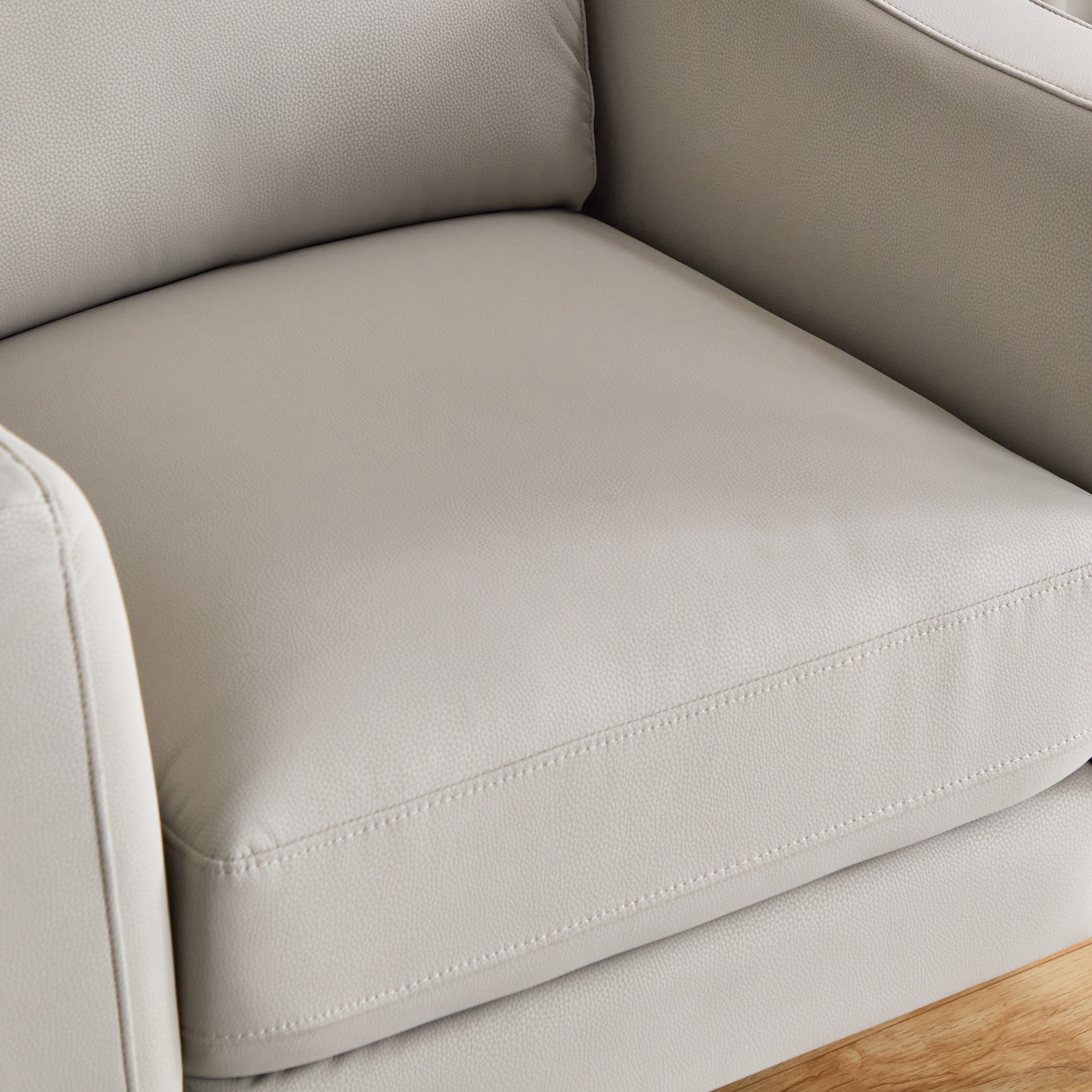 كنبة فردية جلد صناعي بمساند ذراعين من رينو-hbxlivingroom-sofasandarmchairs-sofas-image-4