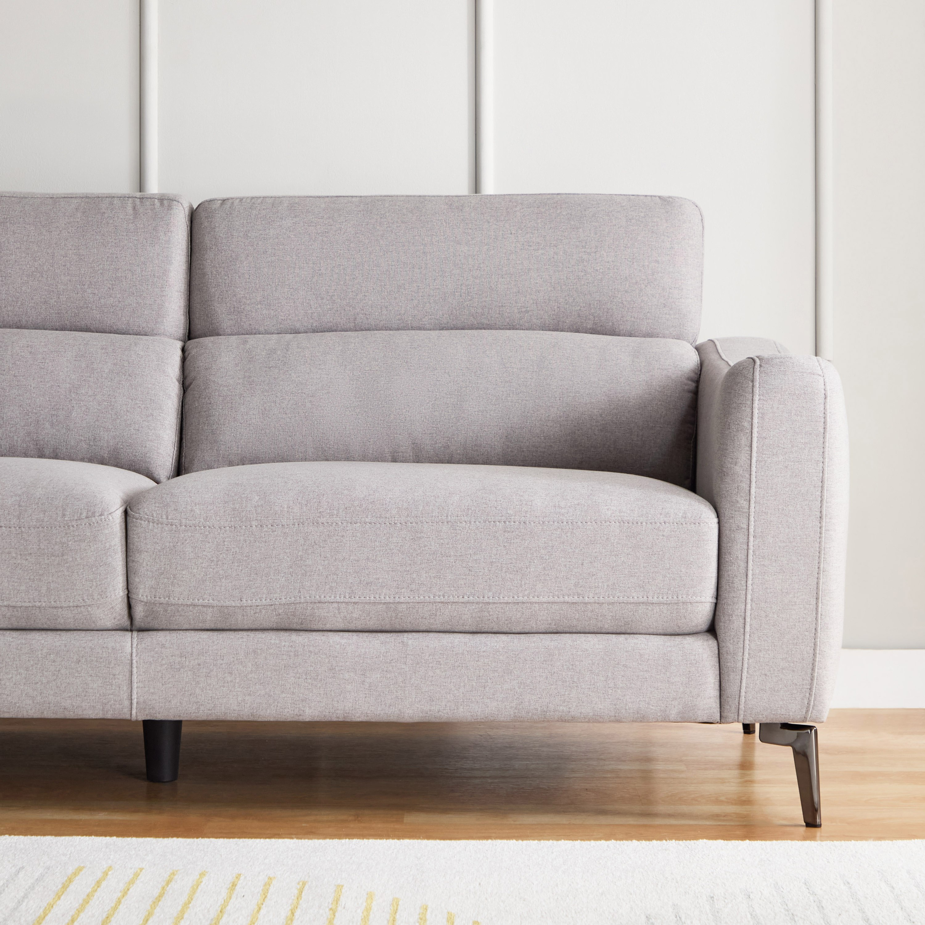 كنبة قماش 3 مقاعد بمنفذ يو إس بي من رينو-hbxlivingroom-sofasandarmchairs-sofas-image-4