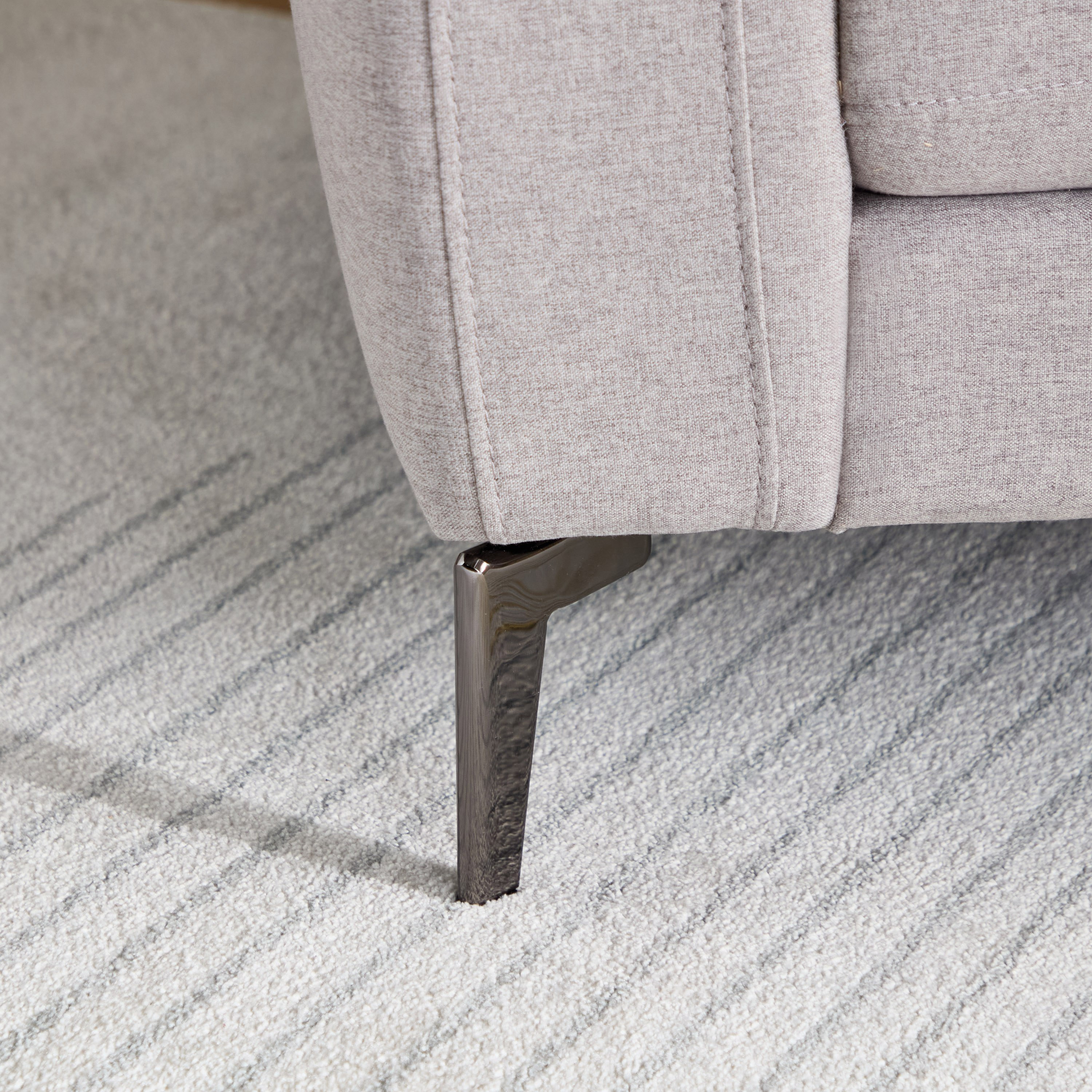 كنبة قماش 3 مقاعد بمنفذ يو إس بي من رينو-hbxlivingroom-sofasandarmchairs-sofas-image-8