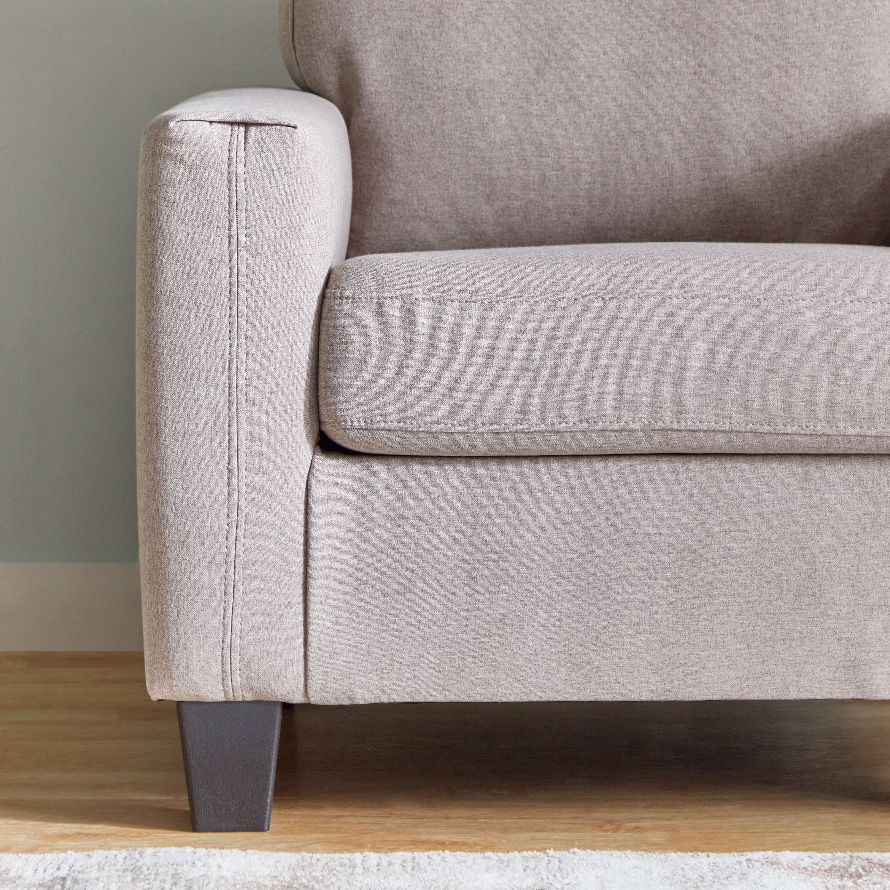 كنبة فردية قماش بمساند ذراعين مع وسادة من جينيفا-hbxlivingroom-sofasandarmchairs-sofas-image-5