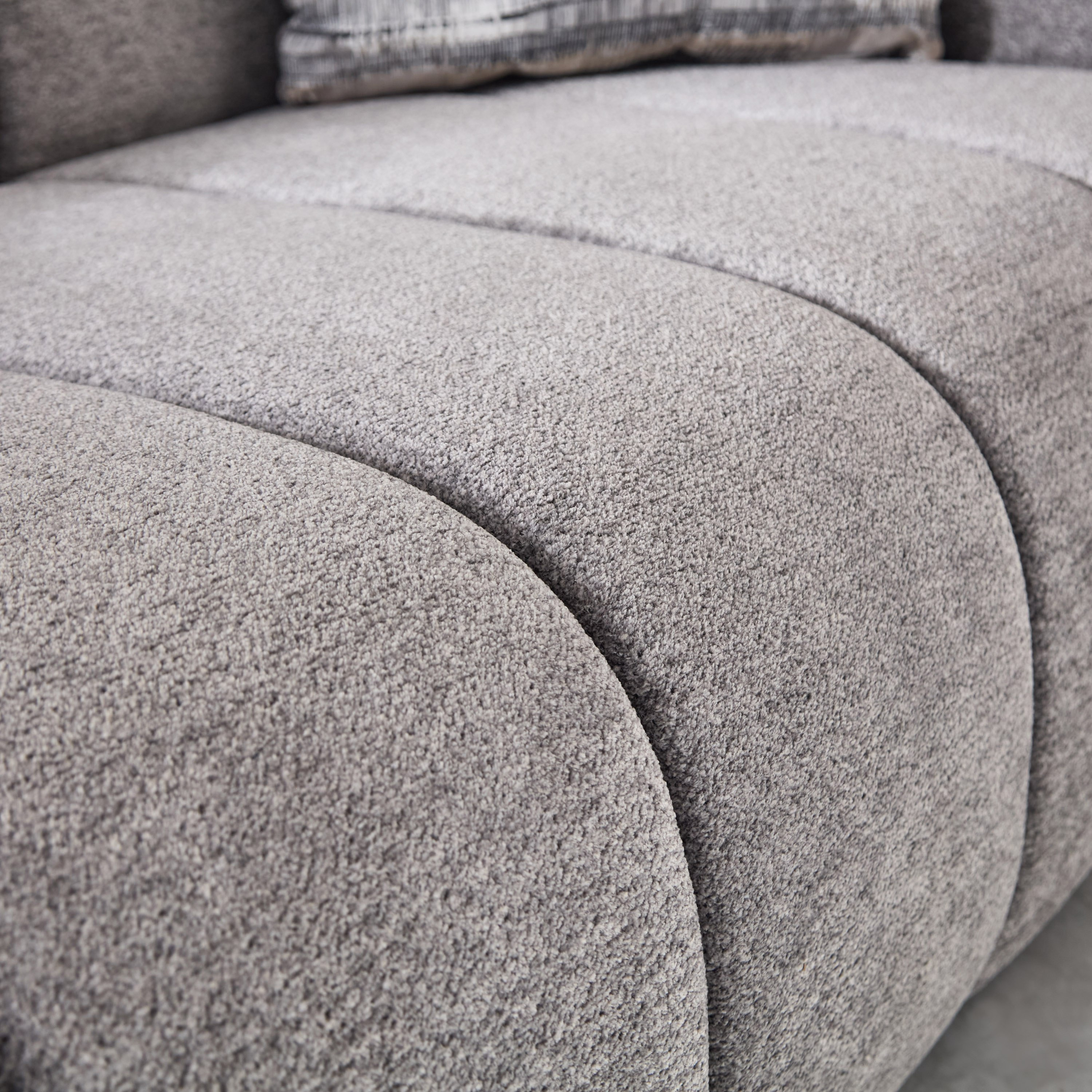 كنبة قماش 3 مقاعد و3 وسائد من كلاود-hbxlivingroom-sofasandarmchairs-sofas-image-7
