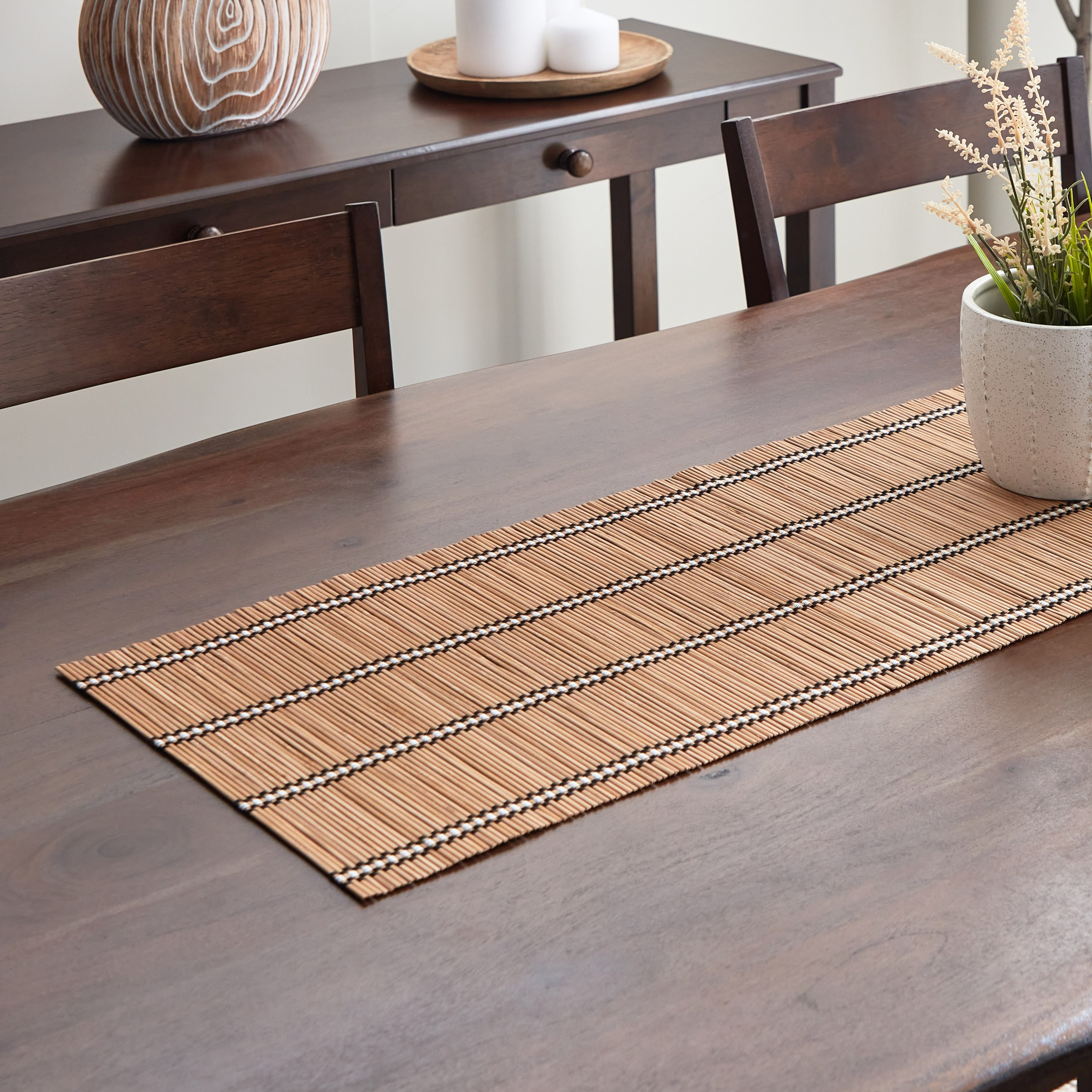 مفرش طاولة ريك من بامبونا - 33x120 سم-hbxdecorandfurnishings-homefurnishings-tablelinens-image-1