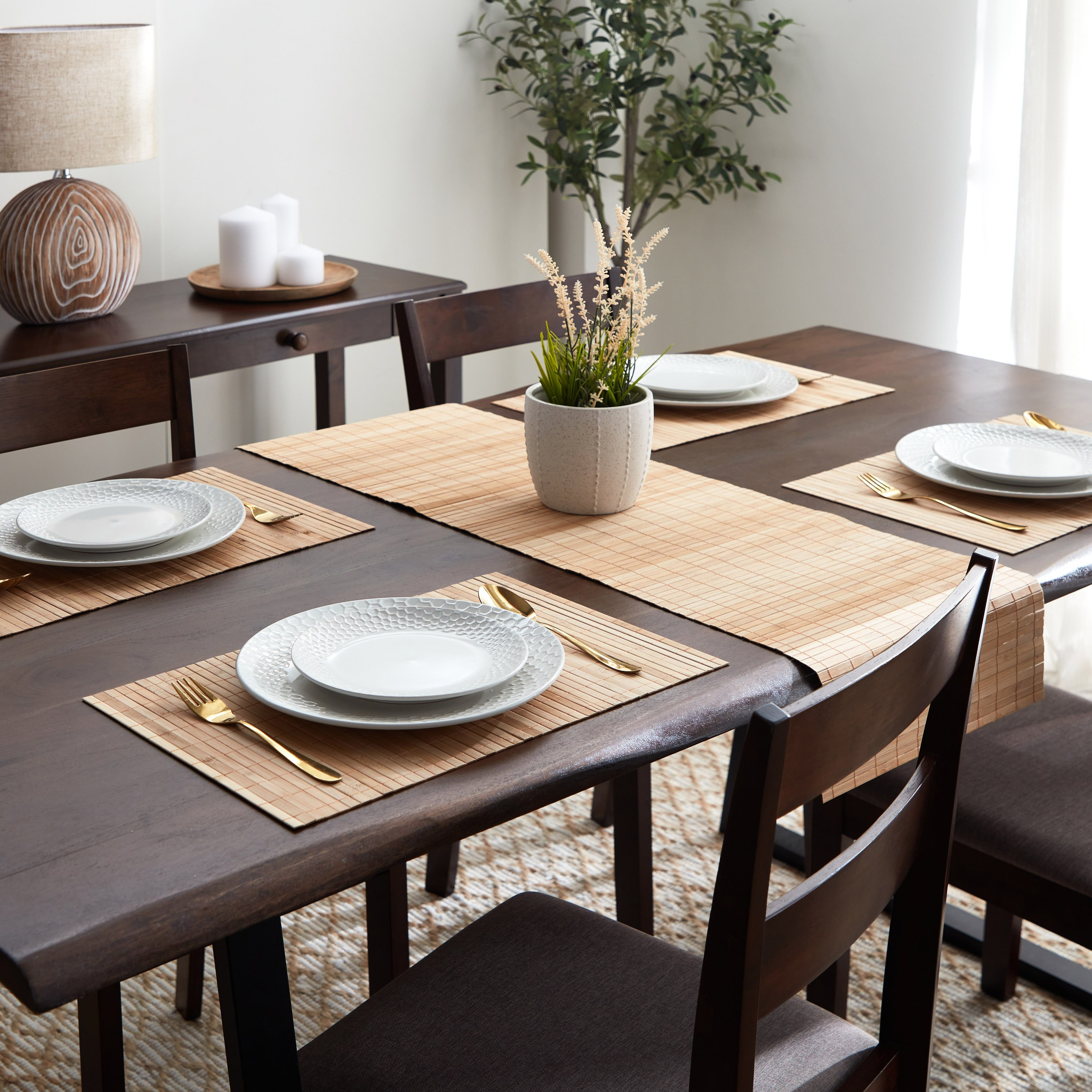 مفرش طاولة ليزا من بامبونا - 33x120 سم-hbxdecorandfurnishings-homefurnishings-tablelinens-image-6