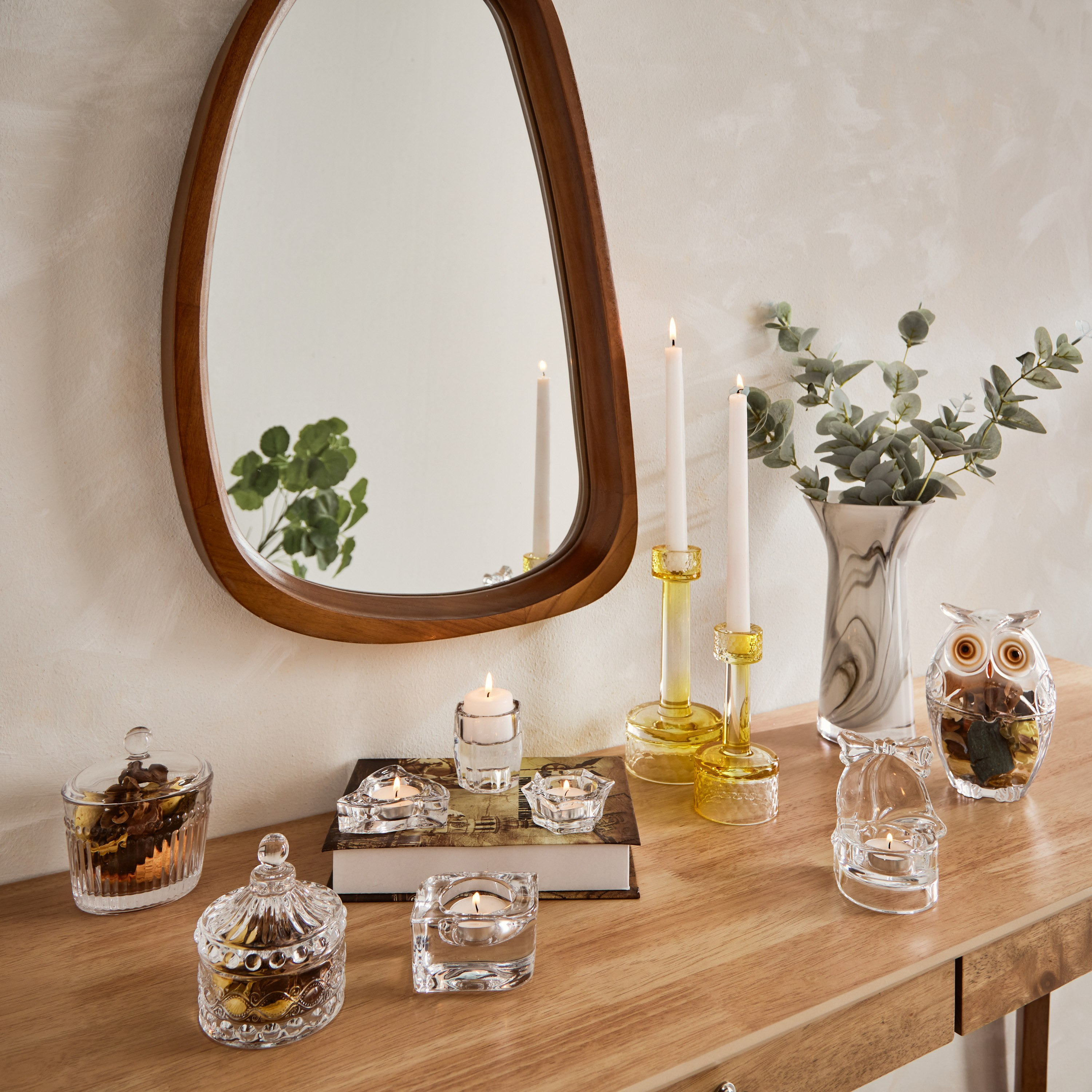 حامل شموع صغيرة من الزجاج الشفاف من إزرا - 8x8x2.2 سم-hbxlivingroom-decorandaccessories-candleholders-image-4