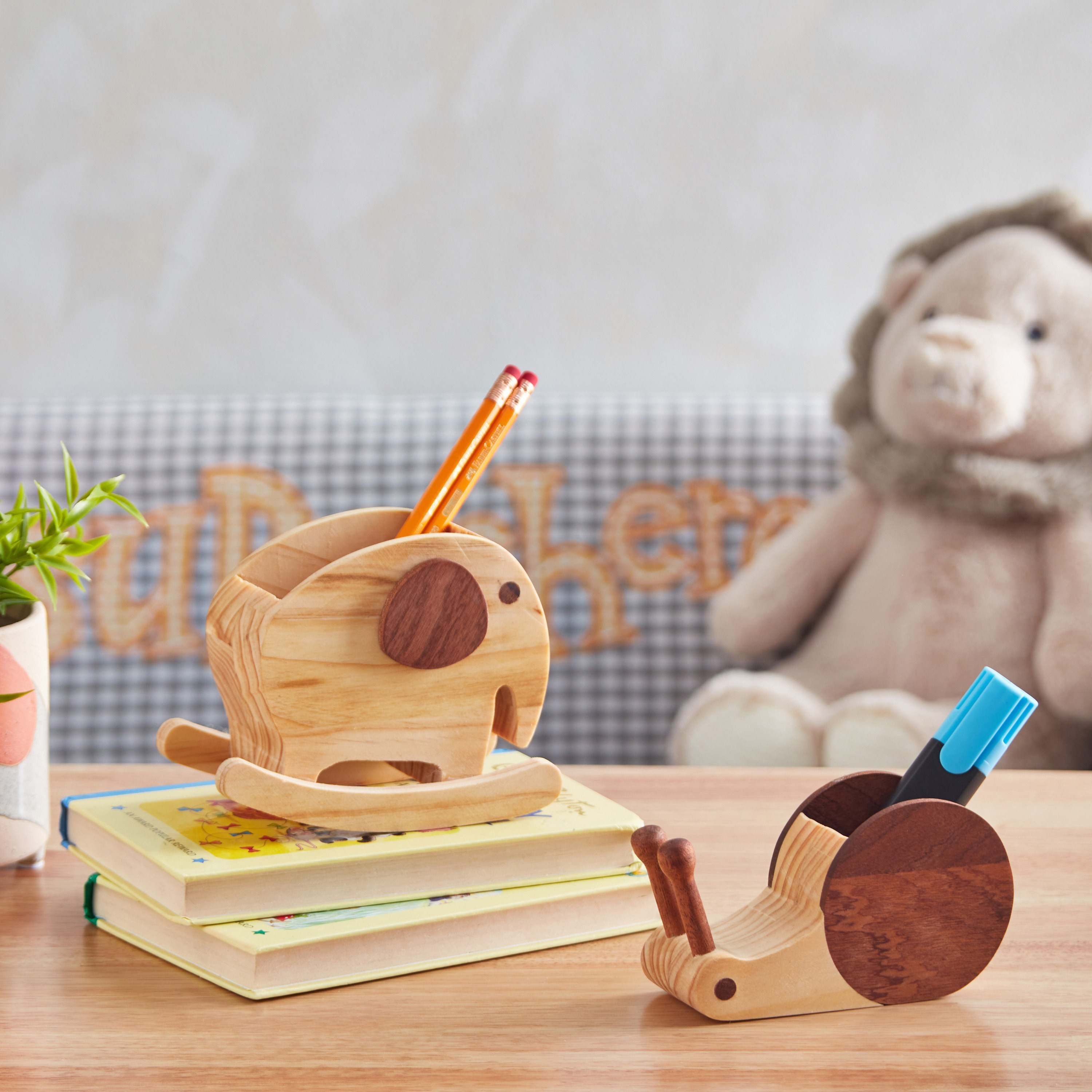 حامل أقلام خشبي على شكل حلزون - 13x4.8x7.8 سم-hbxhomeware-hbxkidsandyouth-image-5
