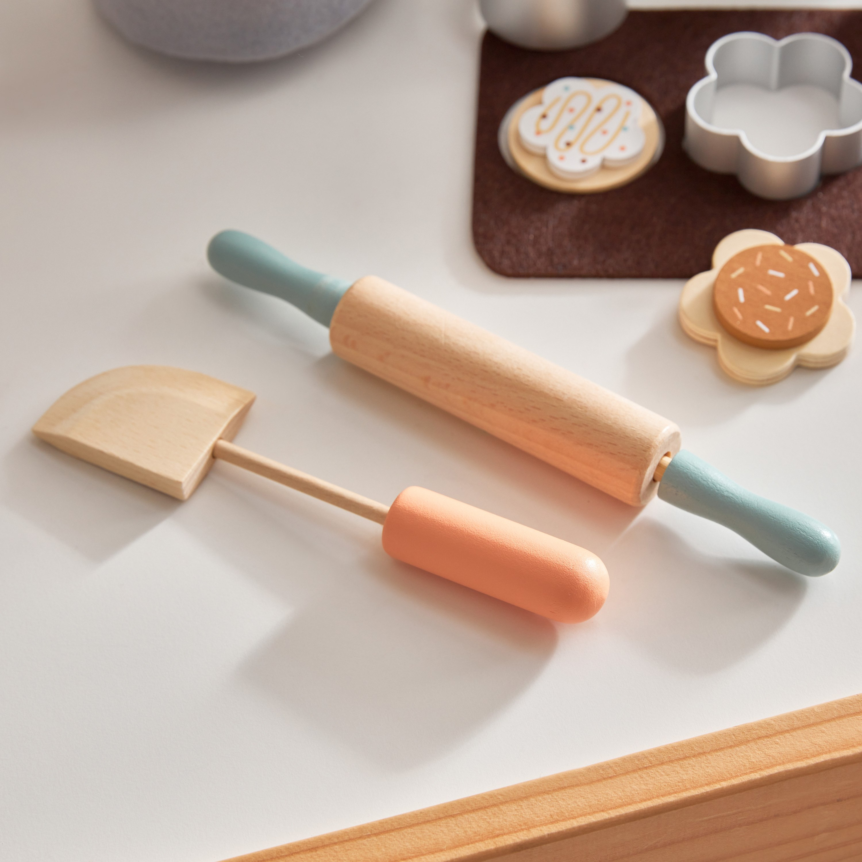 مجموعة لعب خبز 13 قطعة لعمر 3 سنوات من بلاي فيل - 19.5x13x7 سم-hbxhomeware-hbxkidsandyouth-image-2