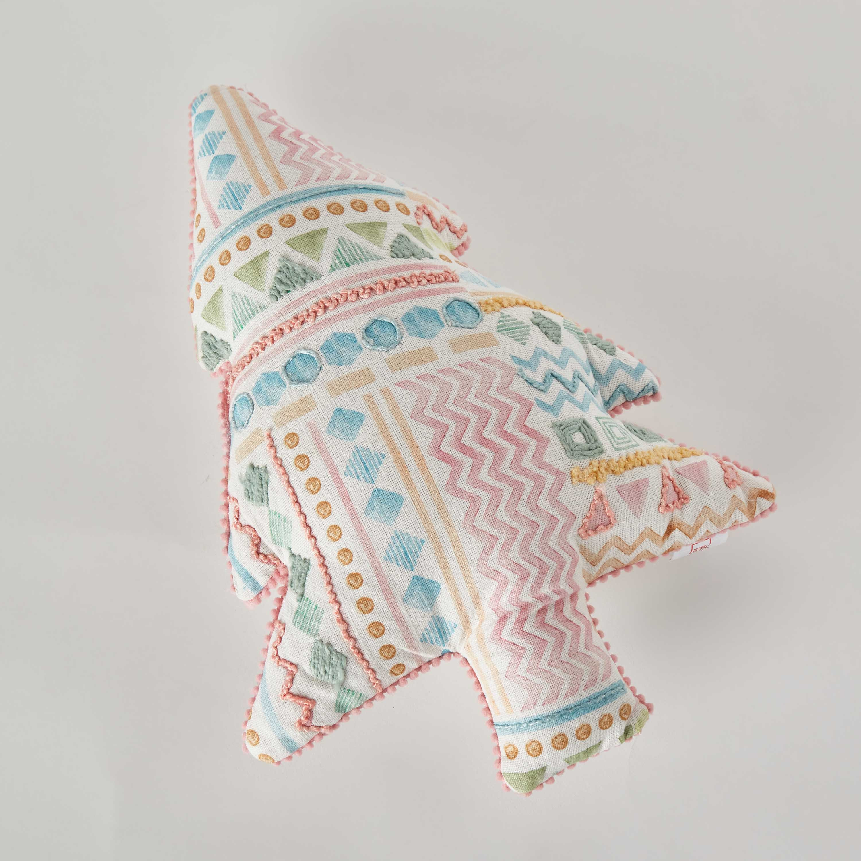 وسادة على شكل شجرة عيد الميلاد من جليمر - 35x30 سم-hbxlivingroom-furnishings-cushionsandcovers-filledcushions-image-5